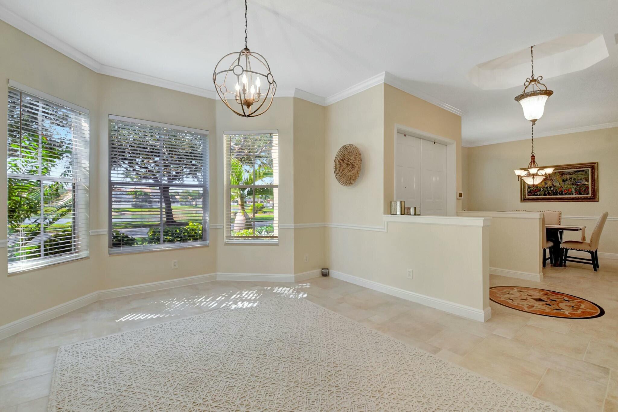 9225 Savannah Estates Drive