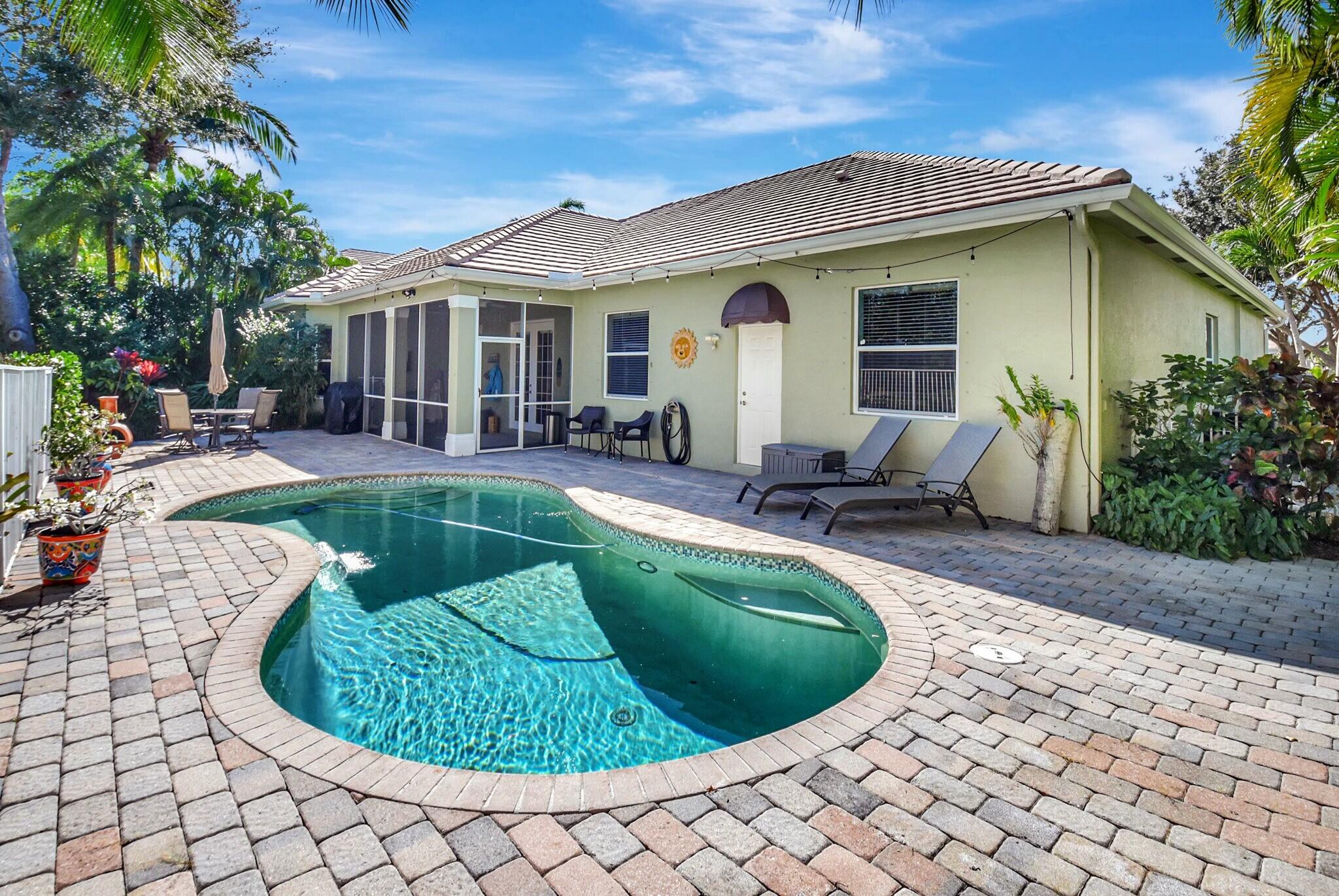 9225 Savannah Estates Drive