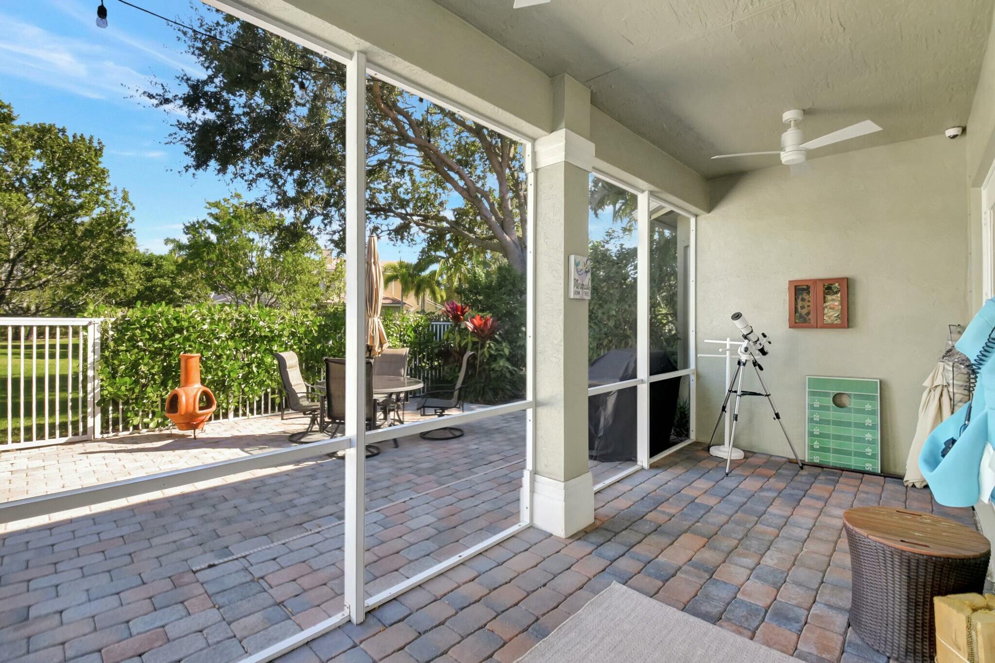 9225 Savannah Estates Drive