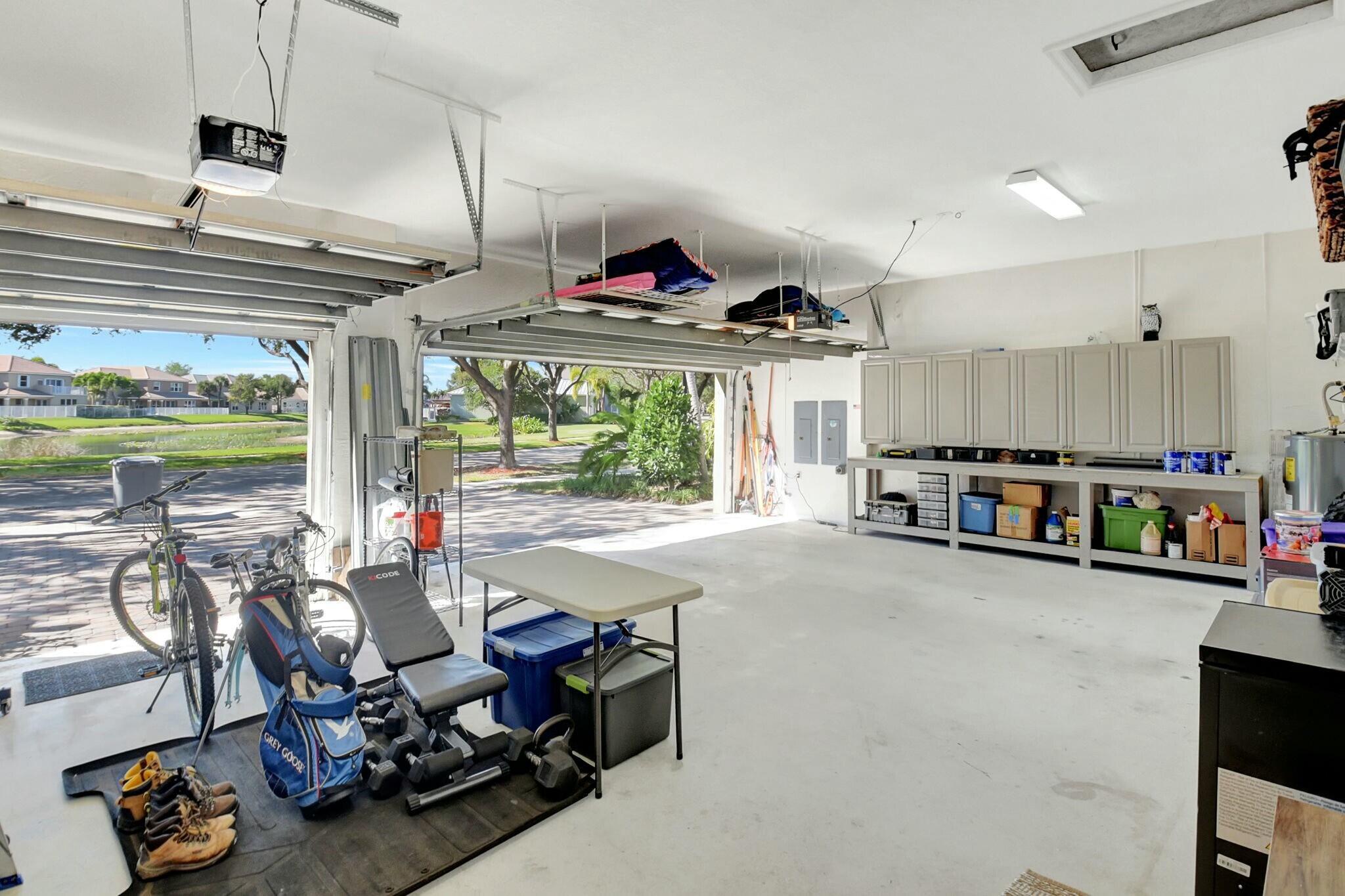 9225 Savannah Estates Drive