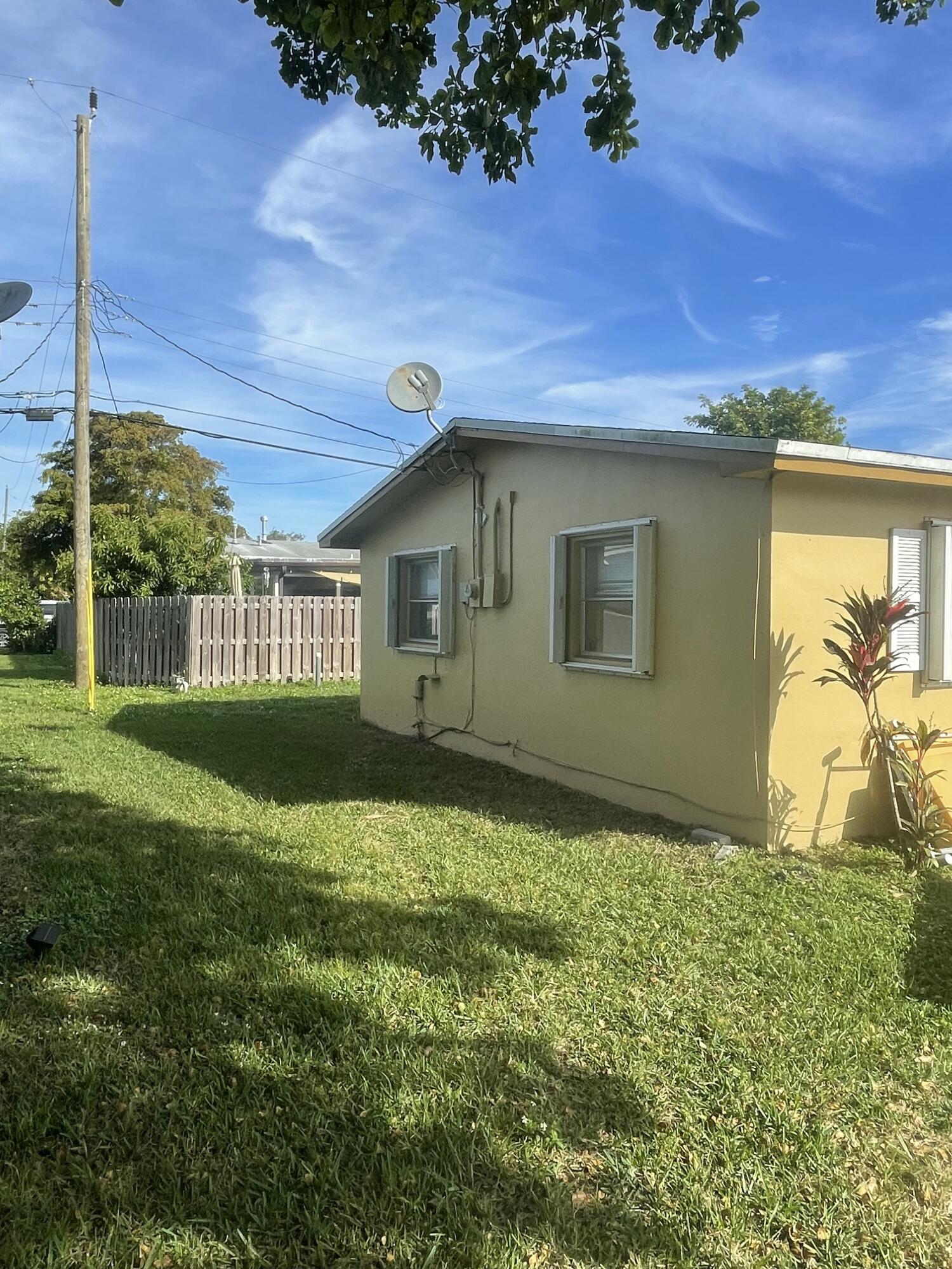 6827 NW 29th Street Street