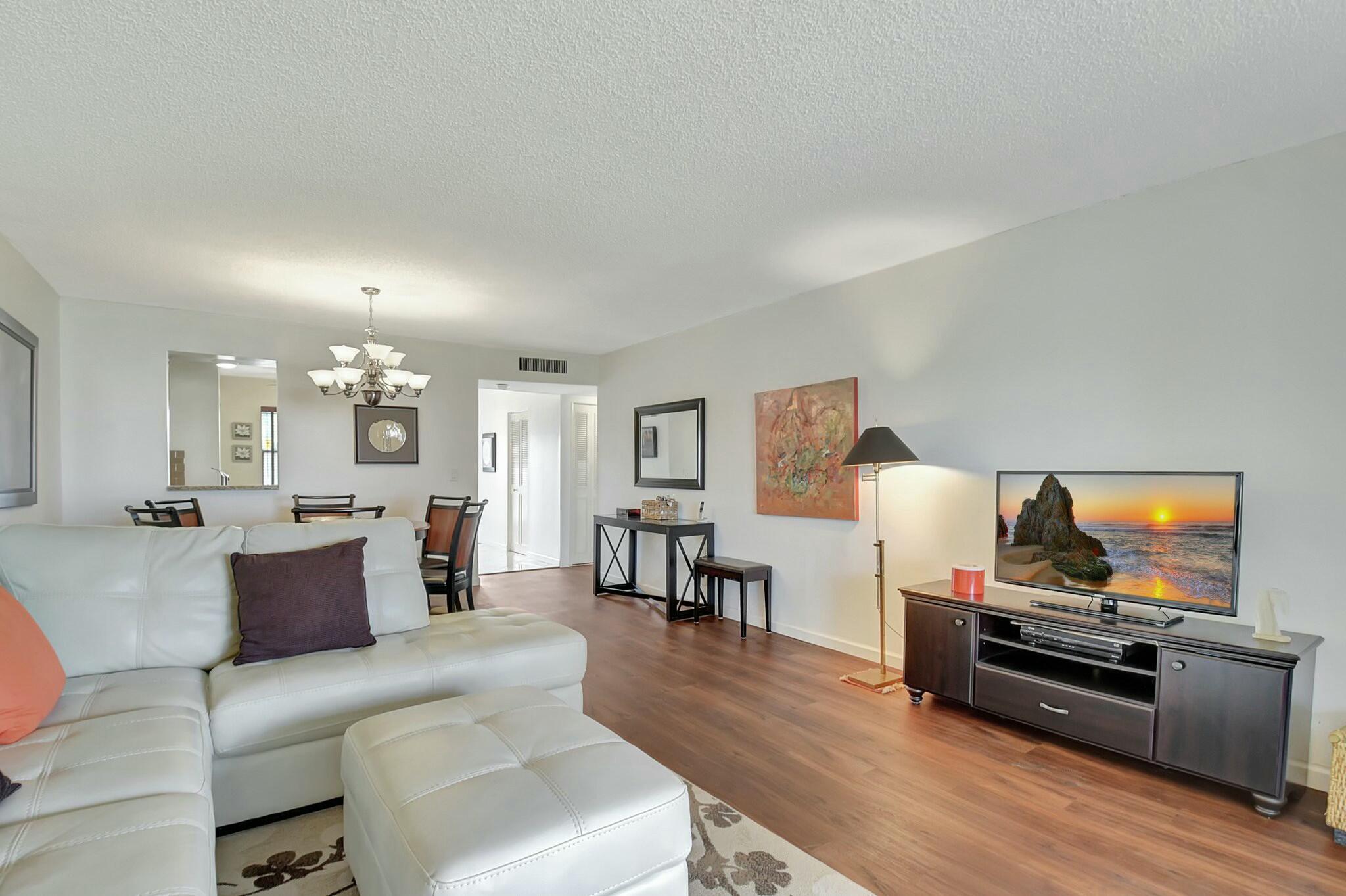 14723 Cumberland Drive 2070