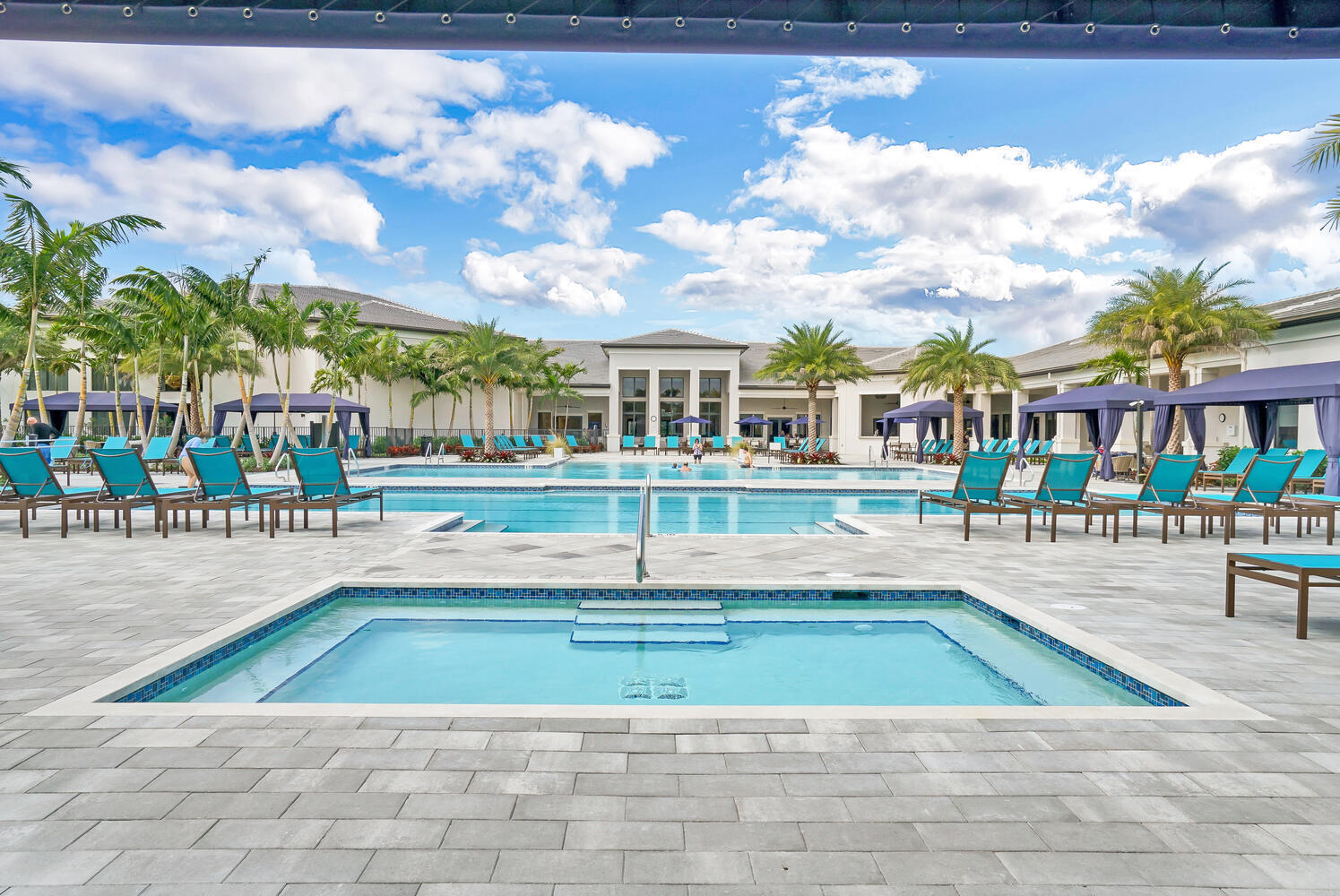 9571 Portugese Pine Grove