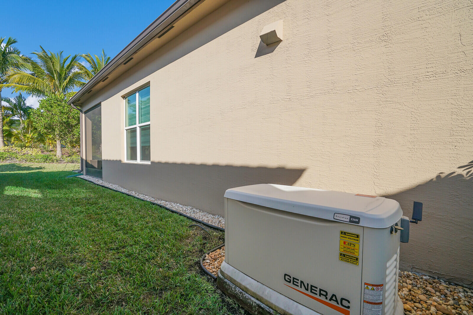 9571 Portugese Pine Grove