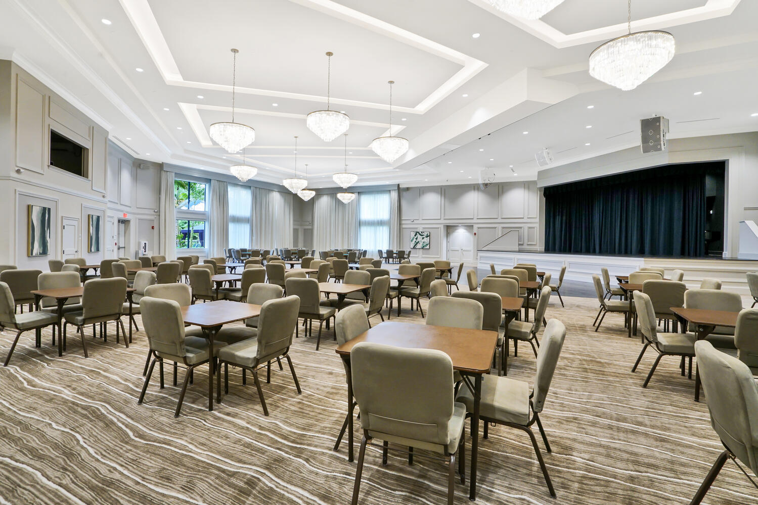 9571 Portugese Pine Grove