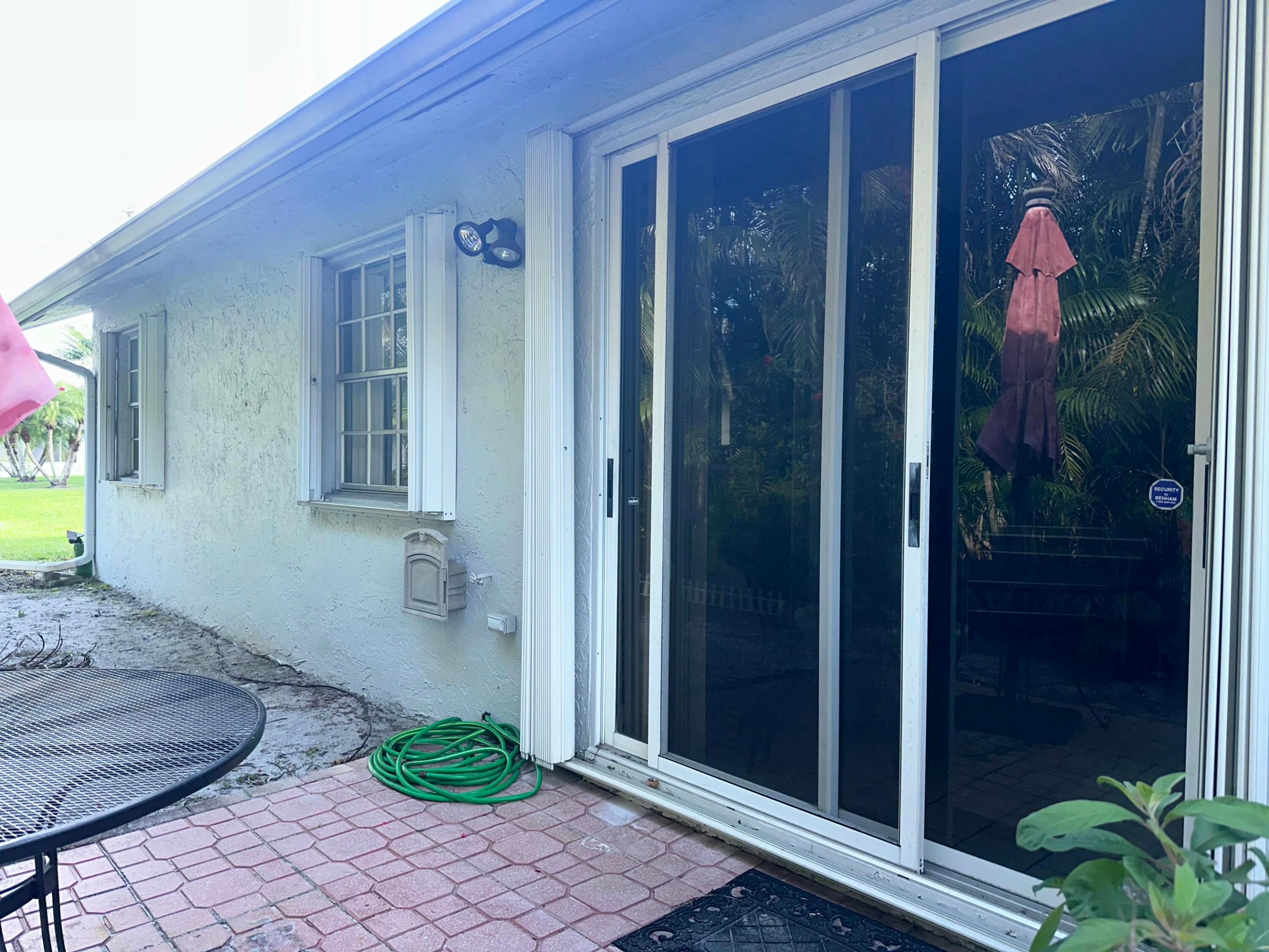 3219 Anthony Circle S