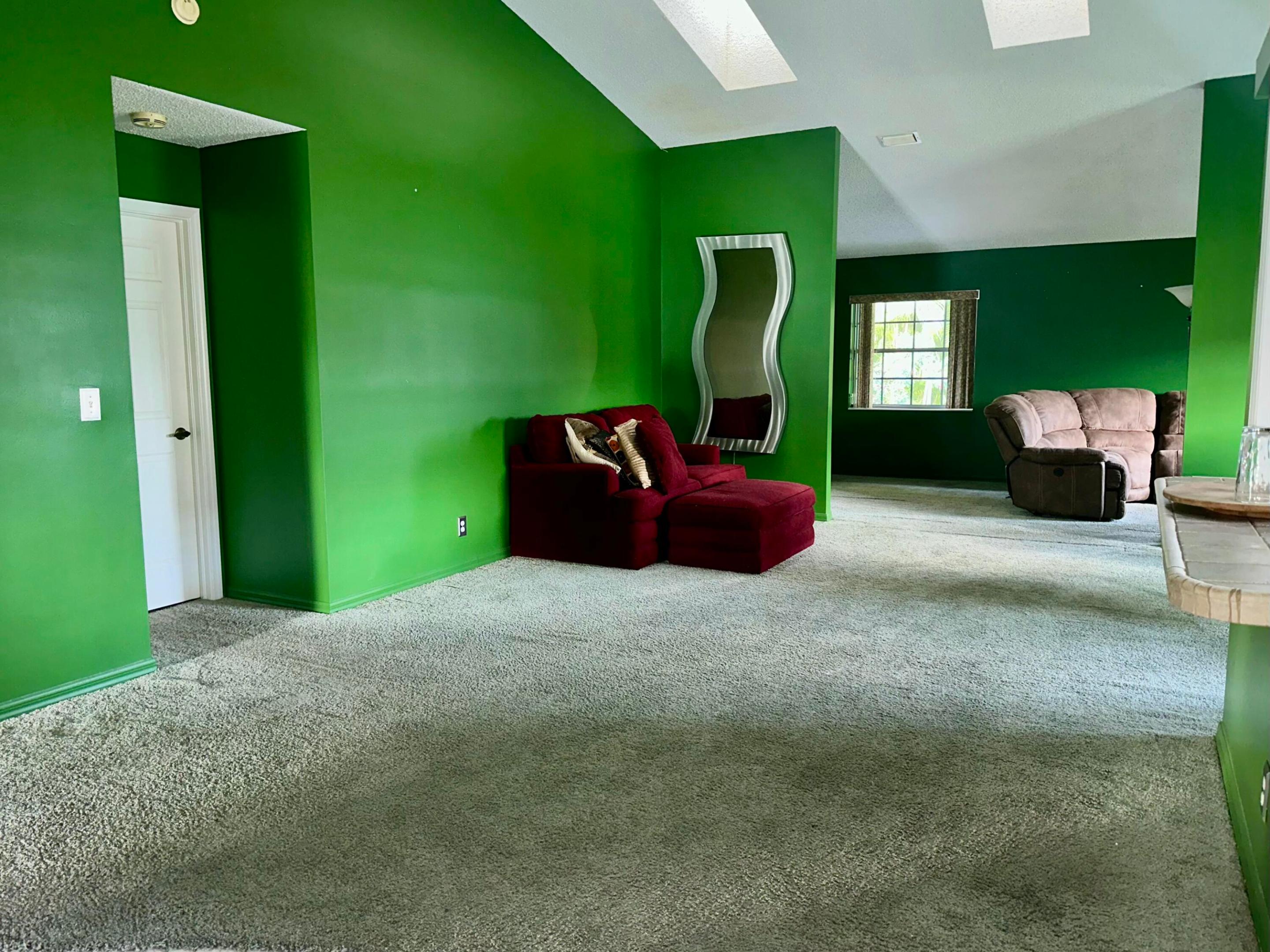 3219 Anthony Circle S