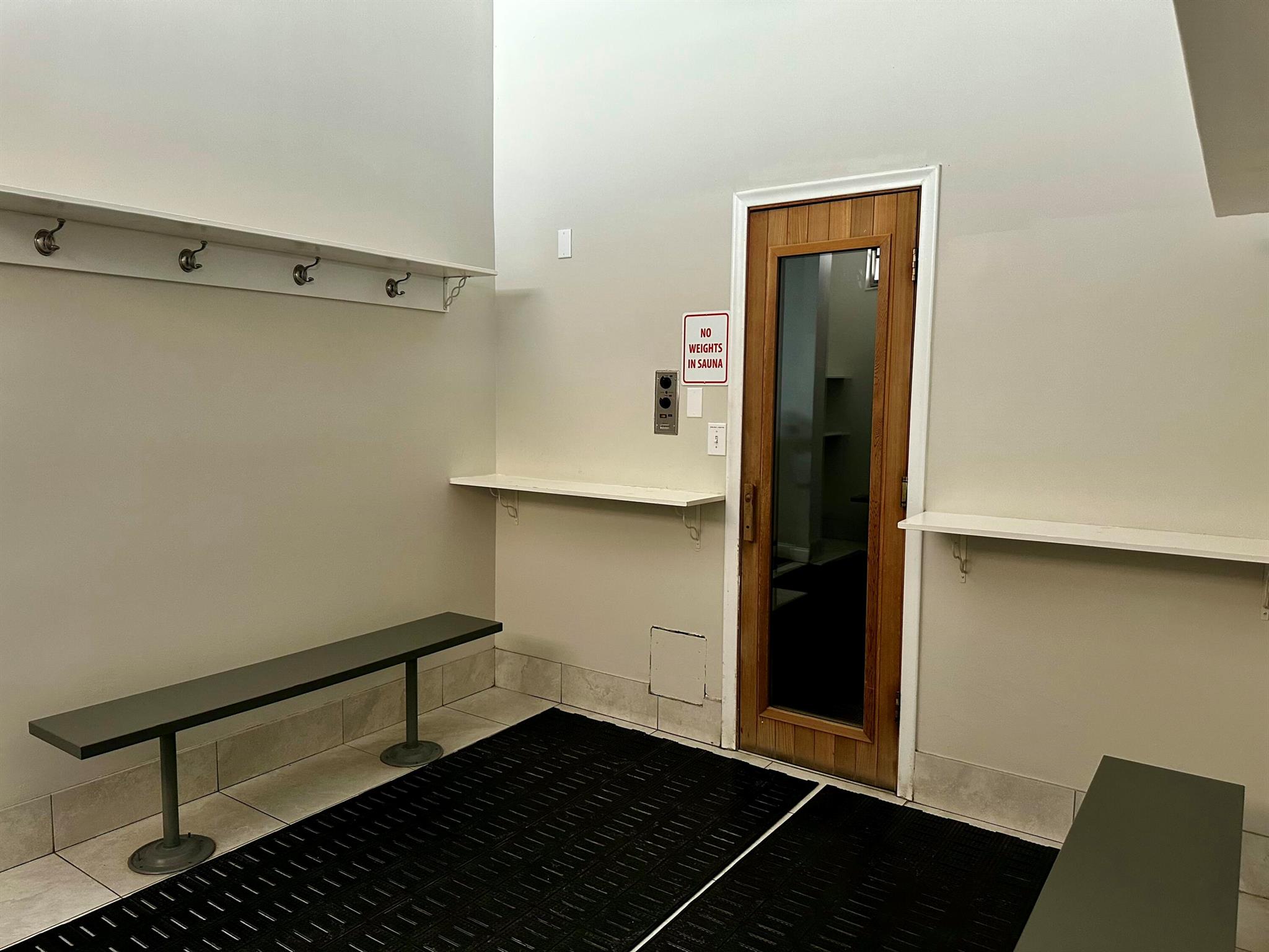 3219 Anthony Circle S