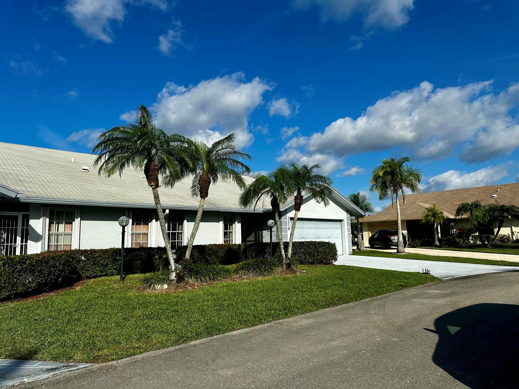 3219 Anthony Circle S