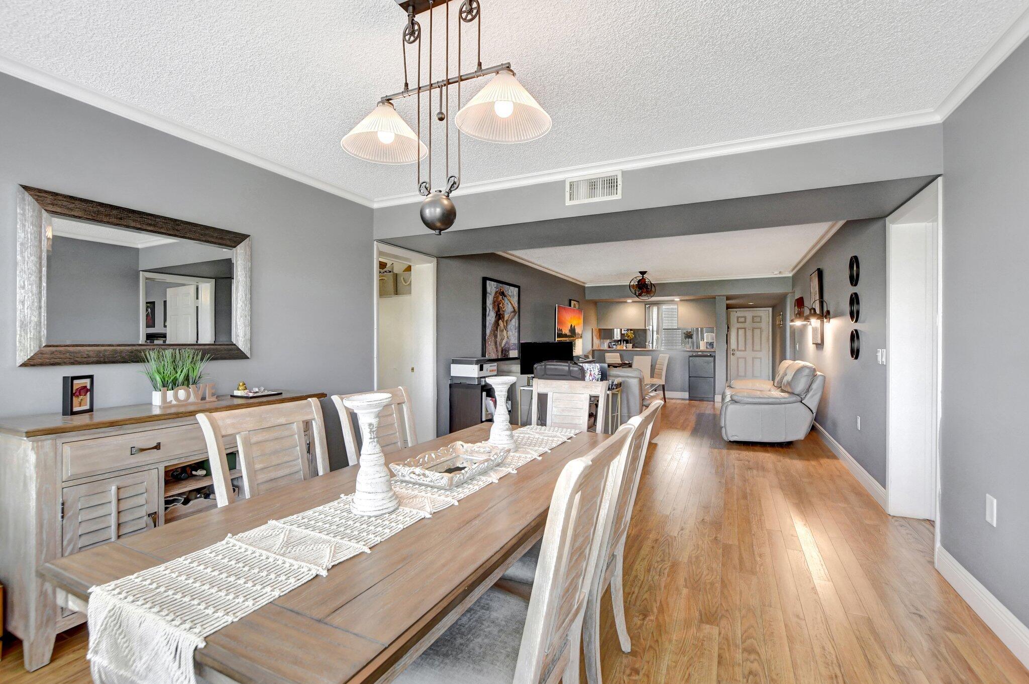 6025 Balboa Circle 303