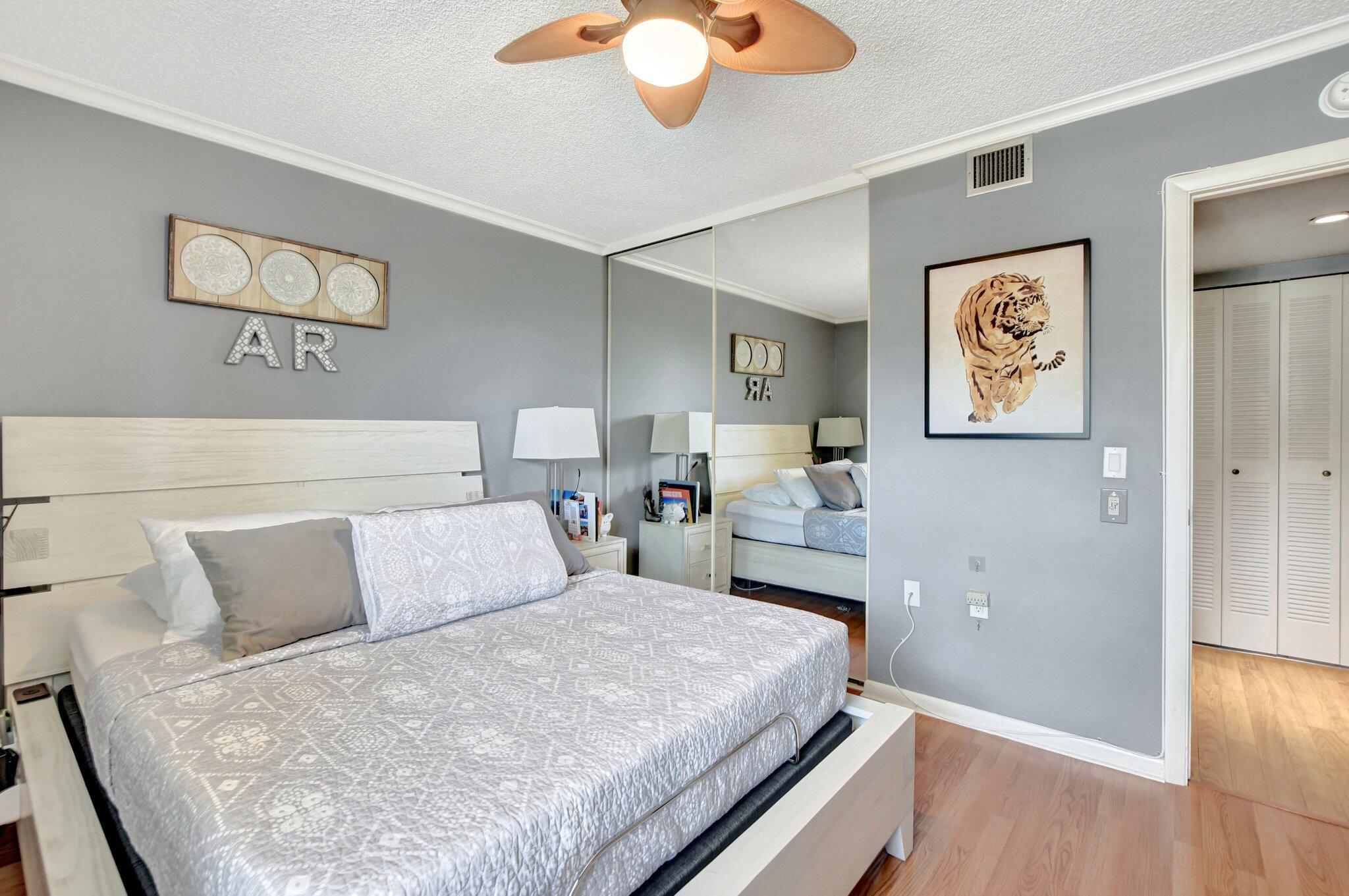 6025 Balboa Circle 303