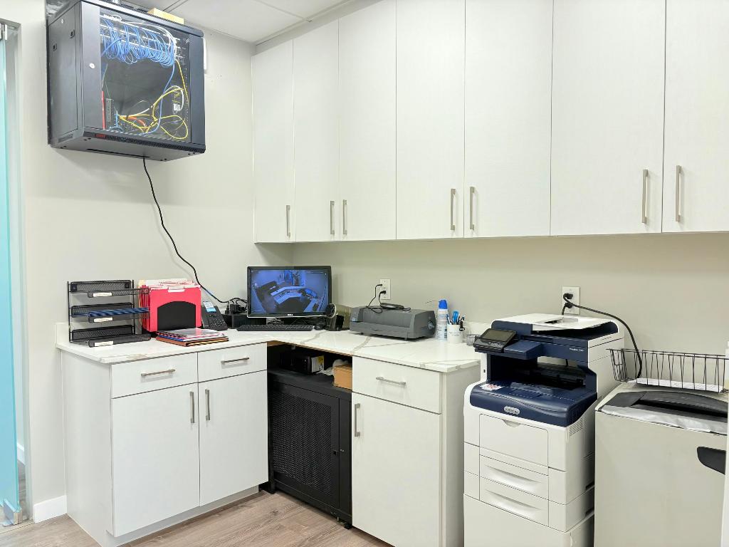 4800 N Federal Highway 307b