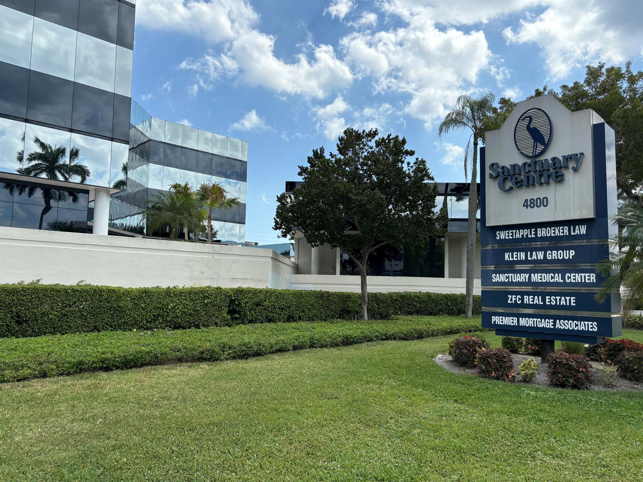 4800 N Federal Highway 307b