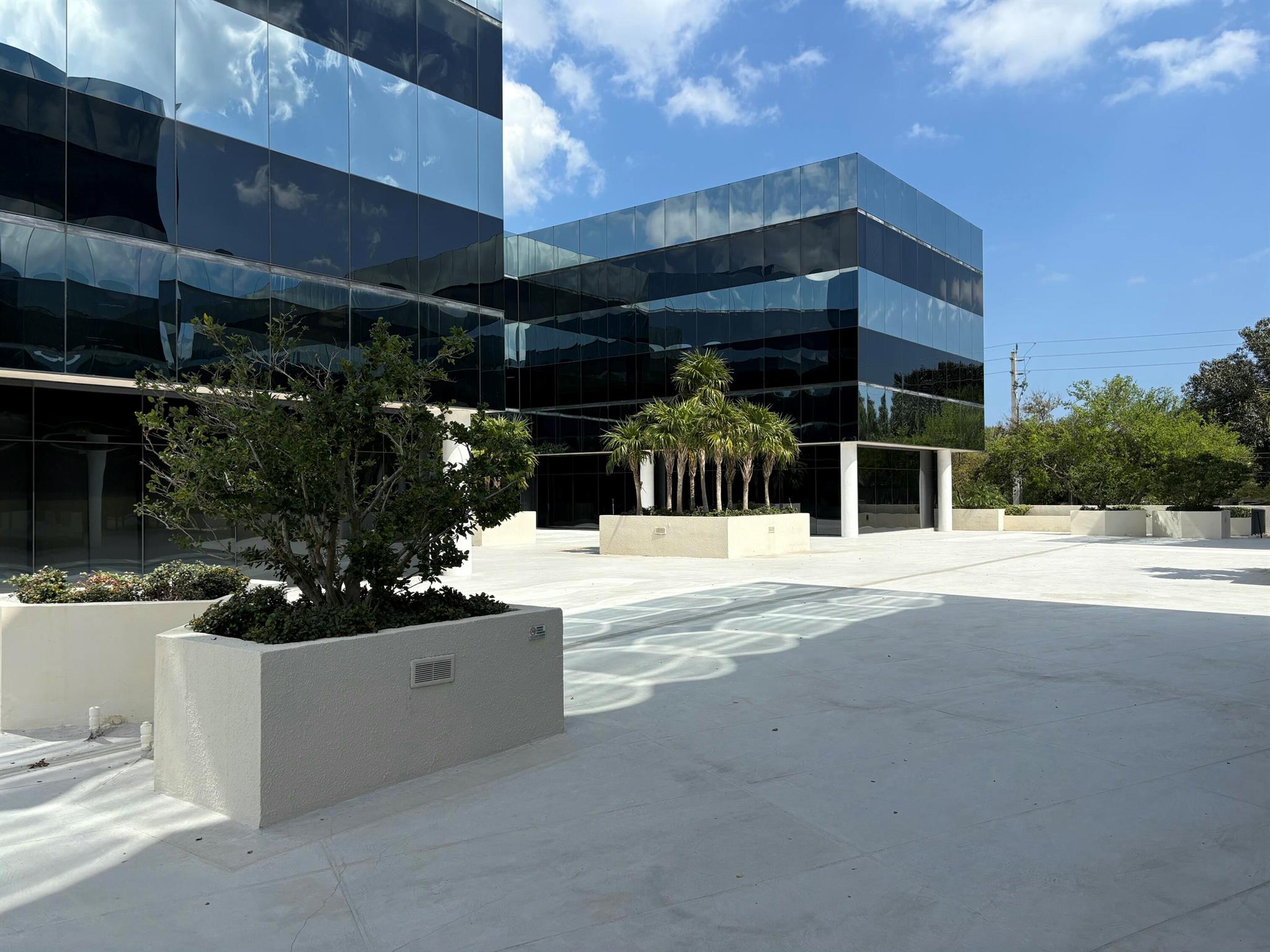 4800 N Federal Highway 307b