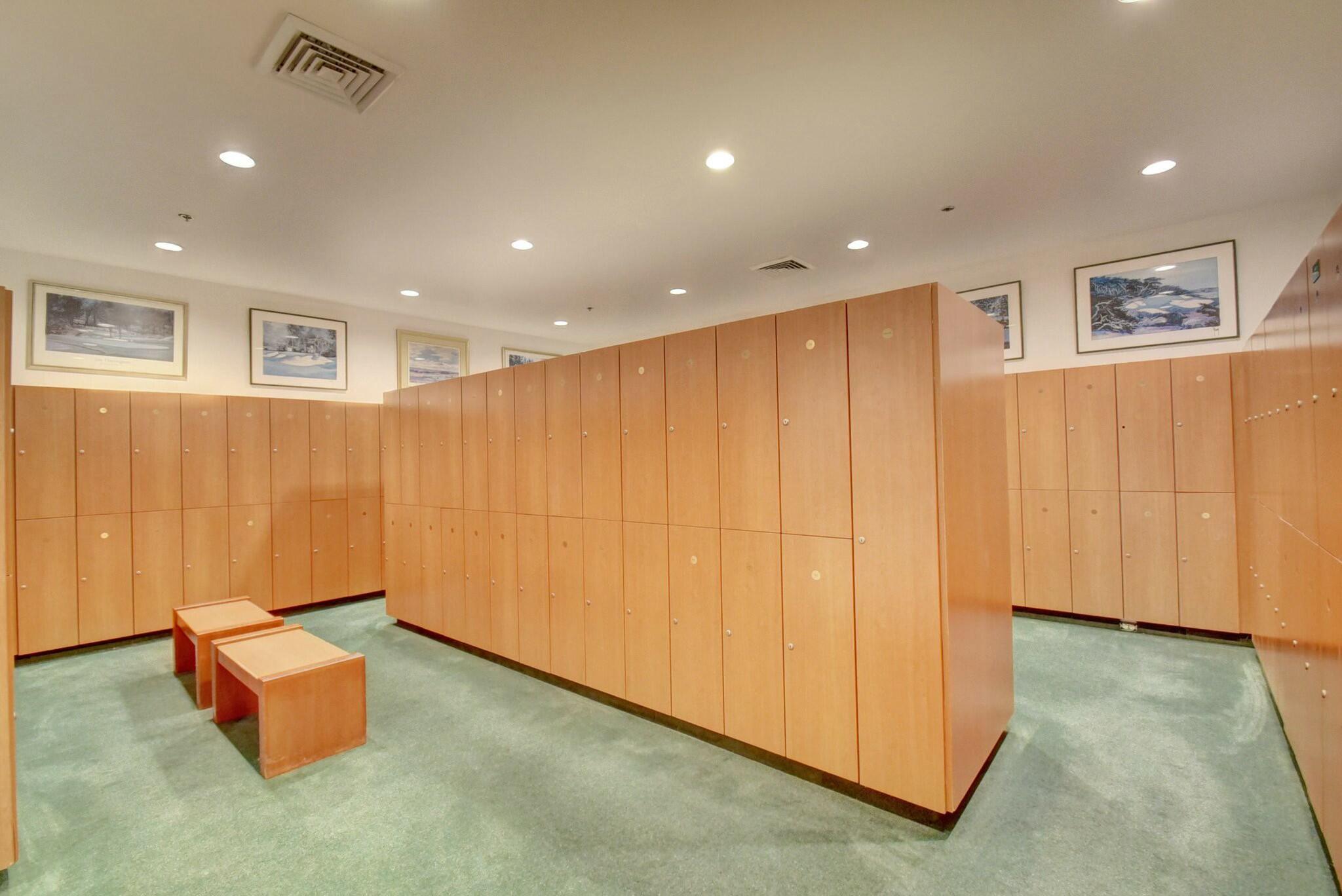 6090 Newport Village Way