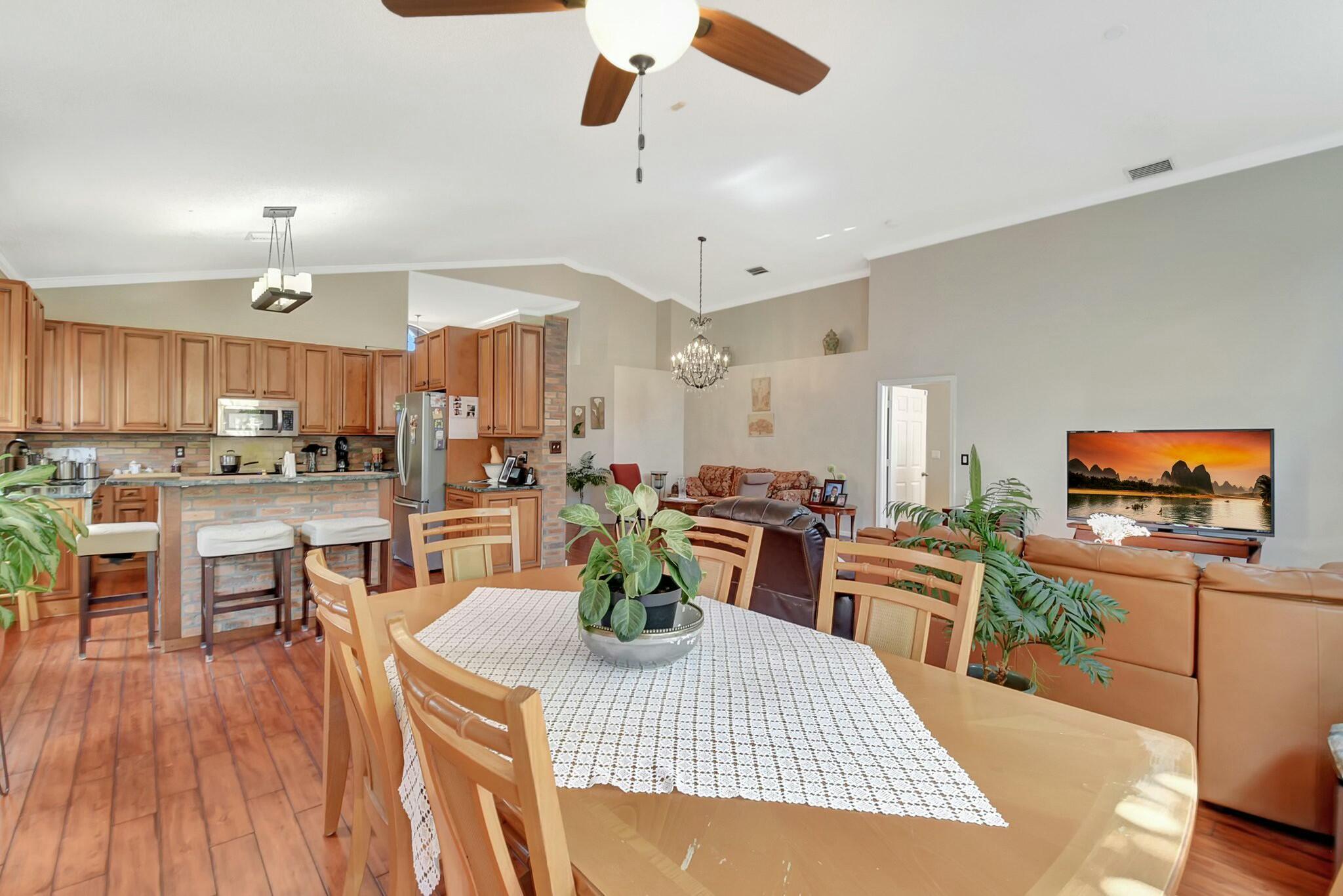 6090 Newport Village Way