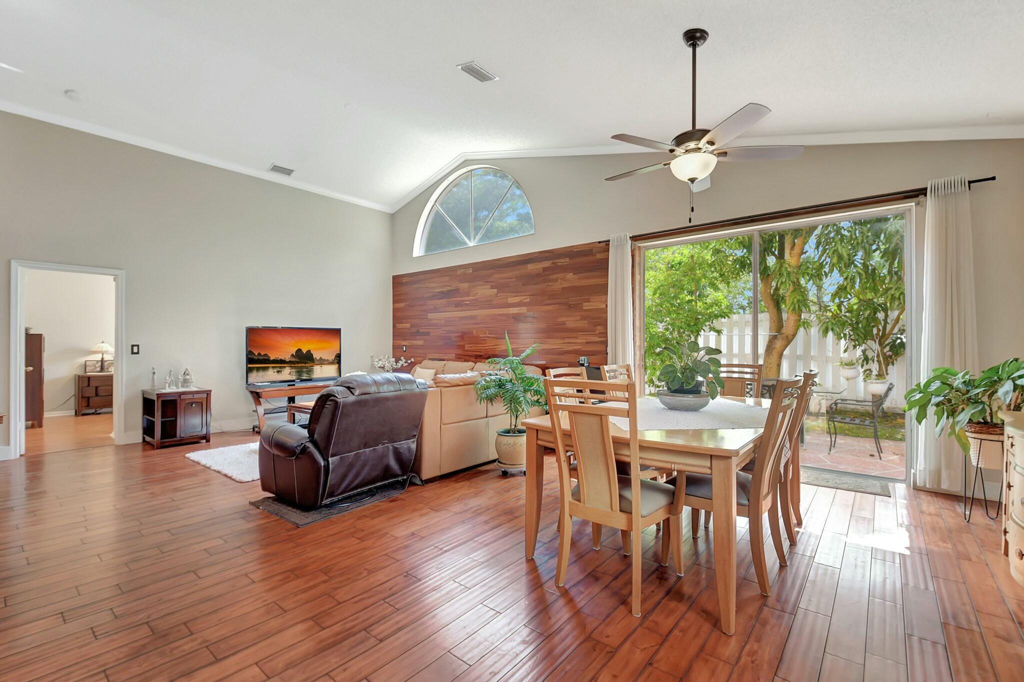 6090 Newport Village Way