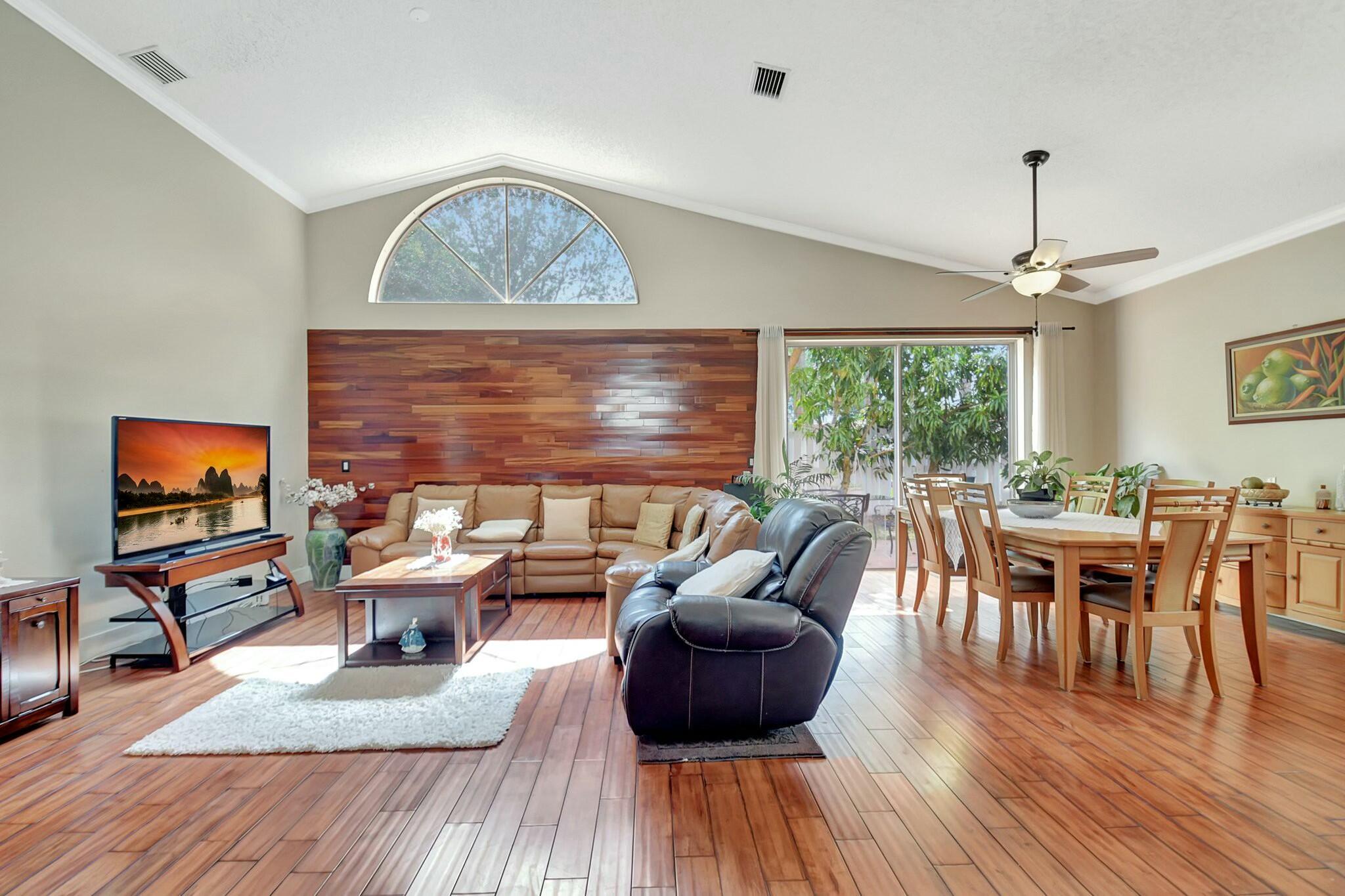 6090 Newport Village Way