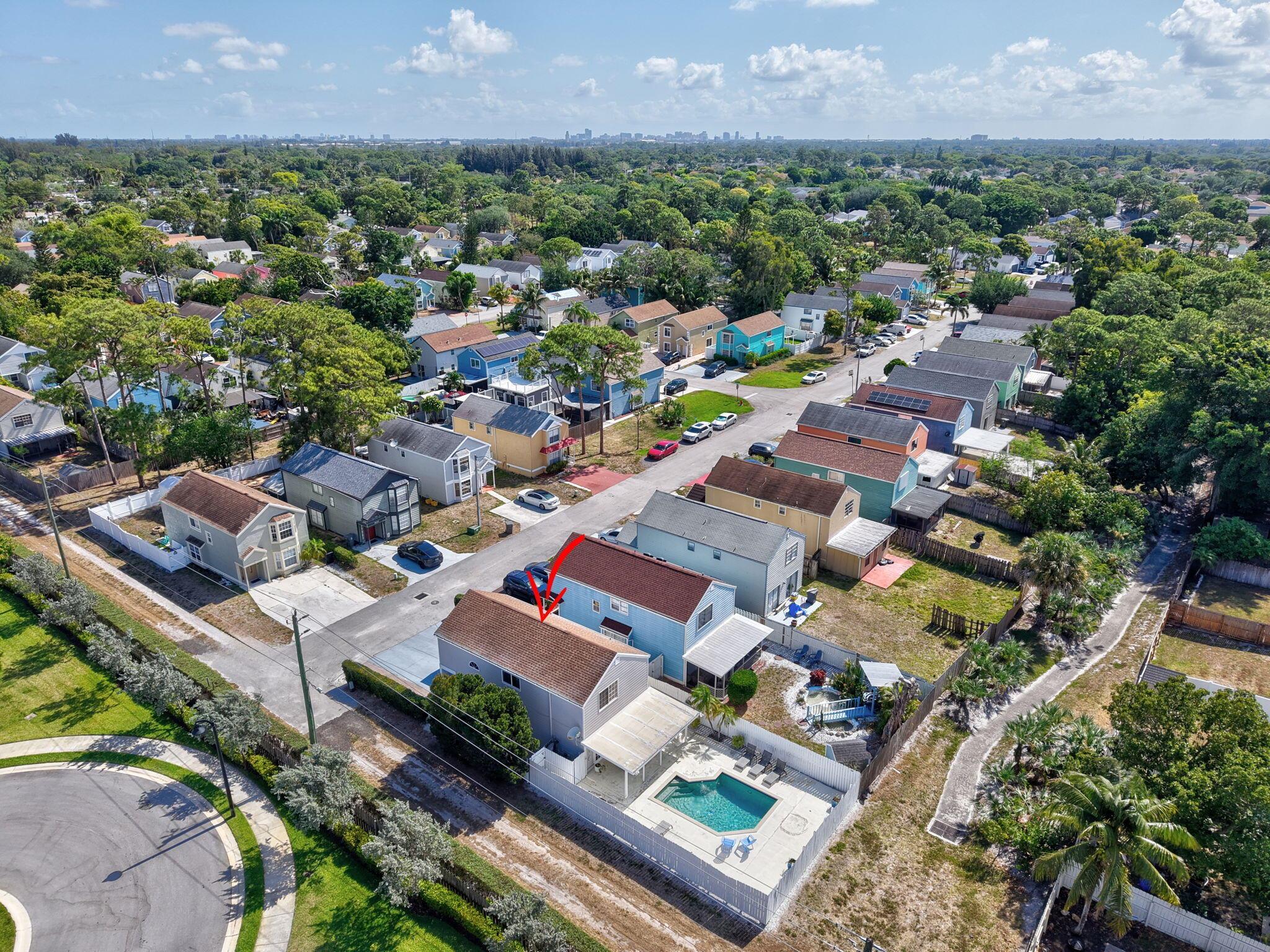 5890 Rambler Rose Way