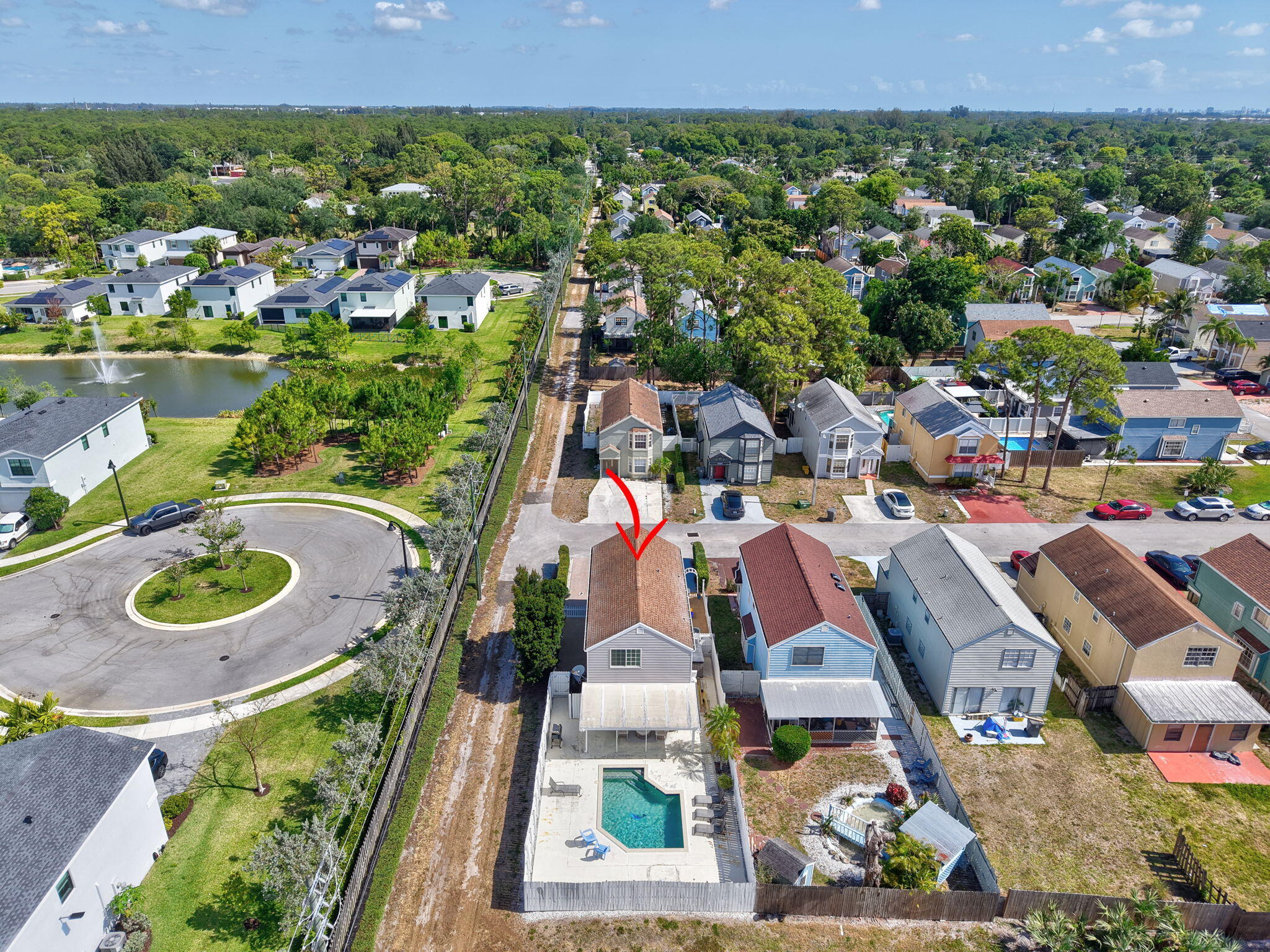 5890 Rambler Rose Way