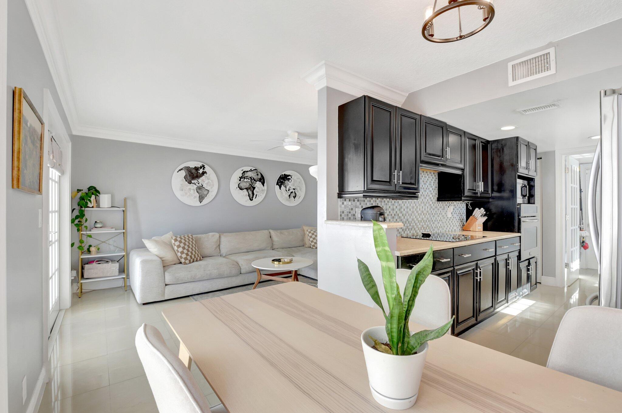 5890 Rambler Rose Way