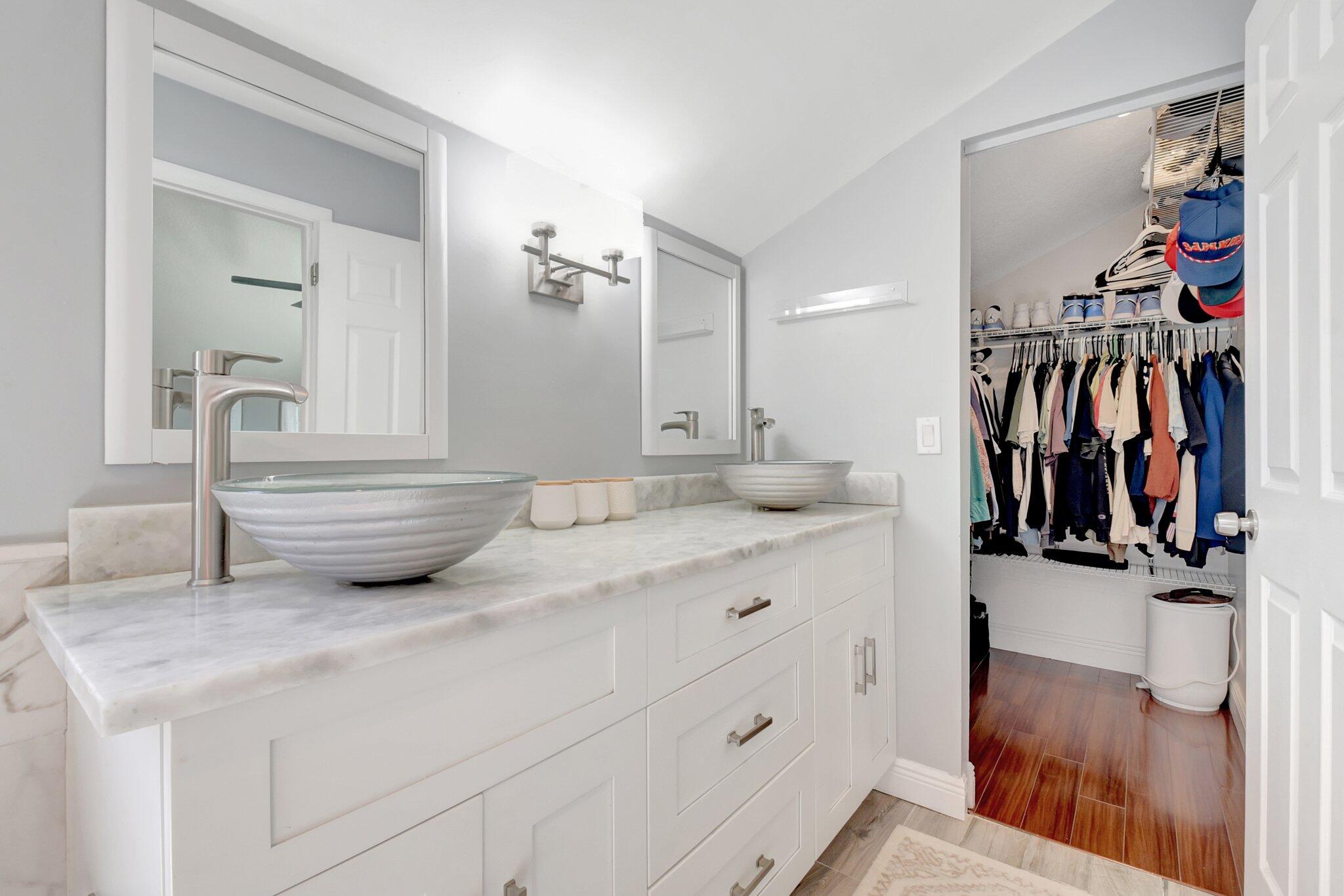 5890 Rambler Rose Way