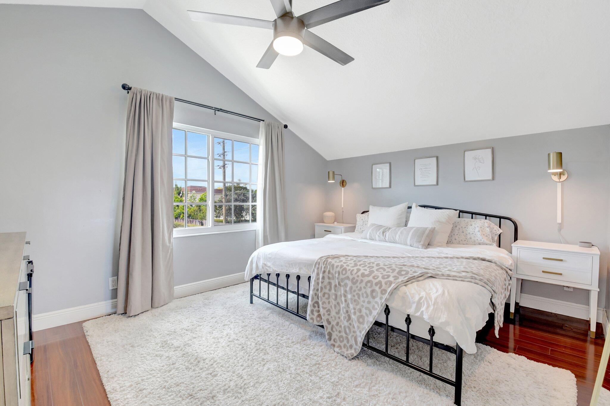 5890 Rambler Rose Way