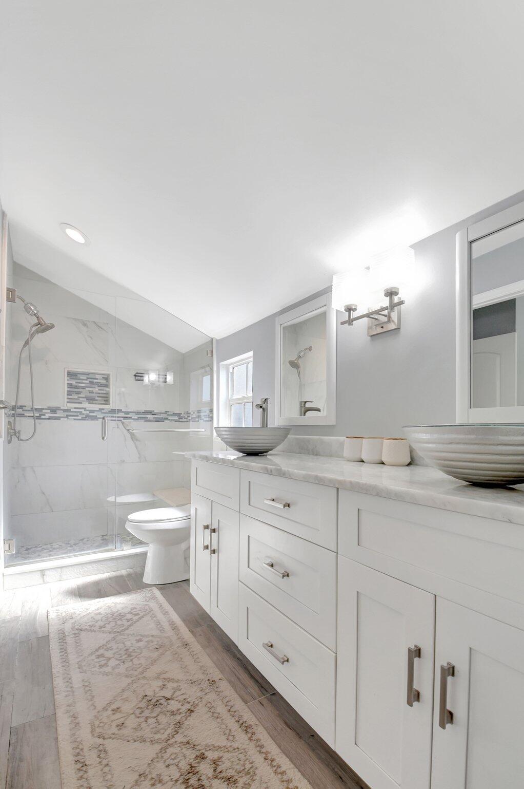 5890 Rambler Rose Way