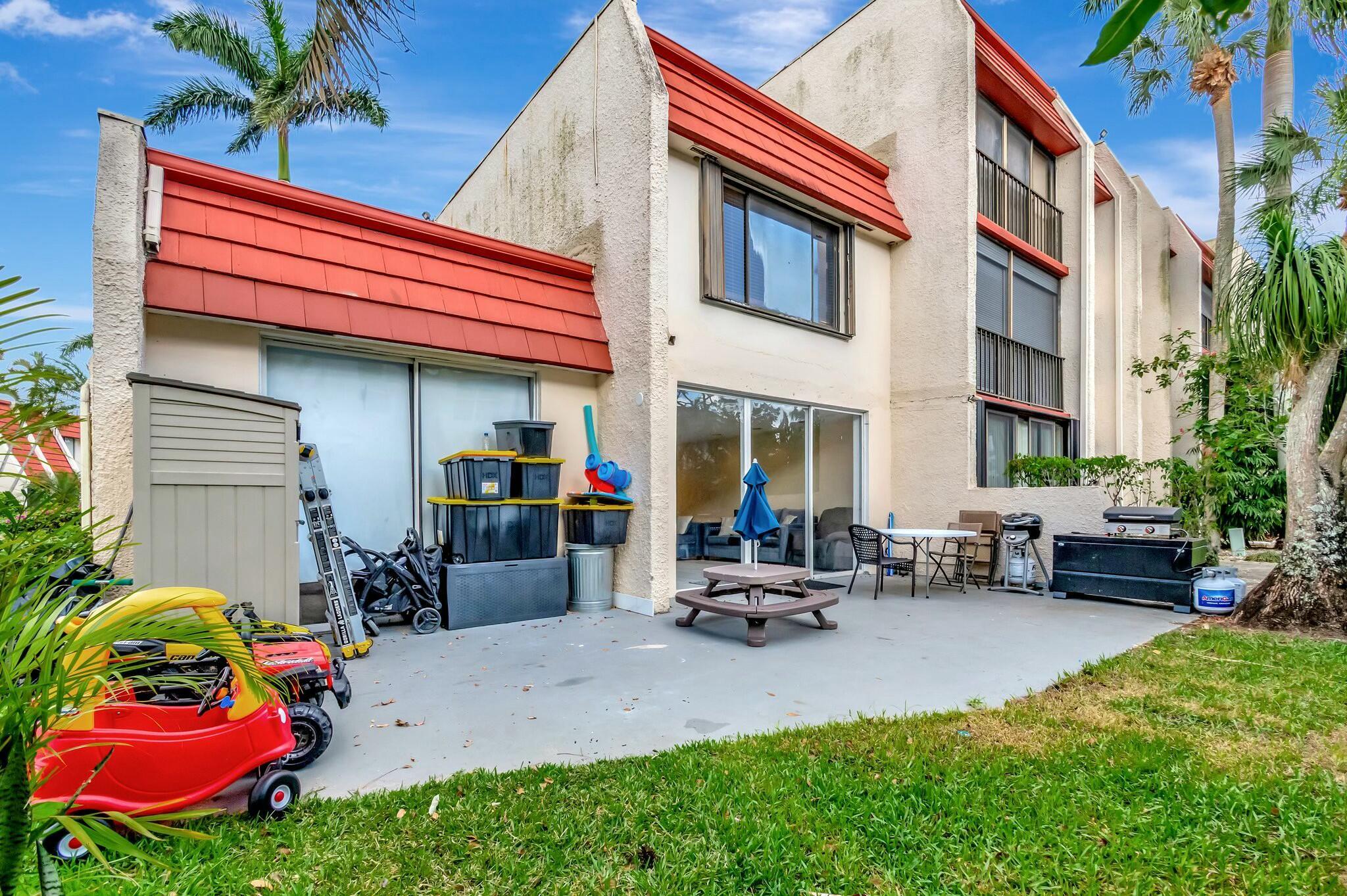 4379 Trevi Court
