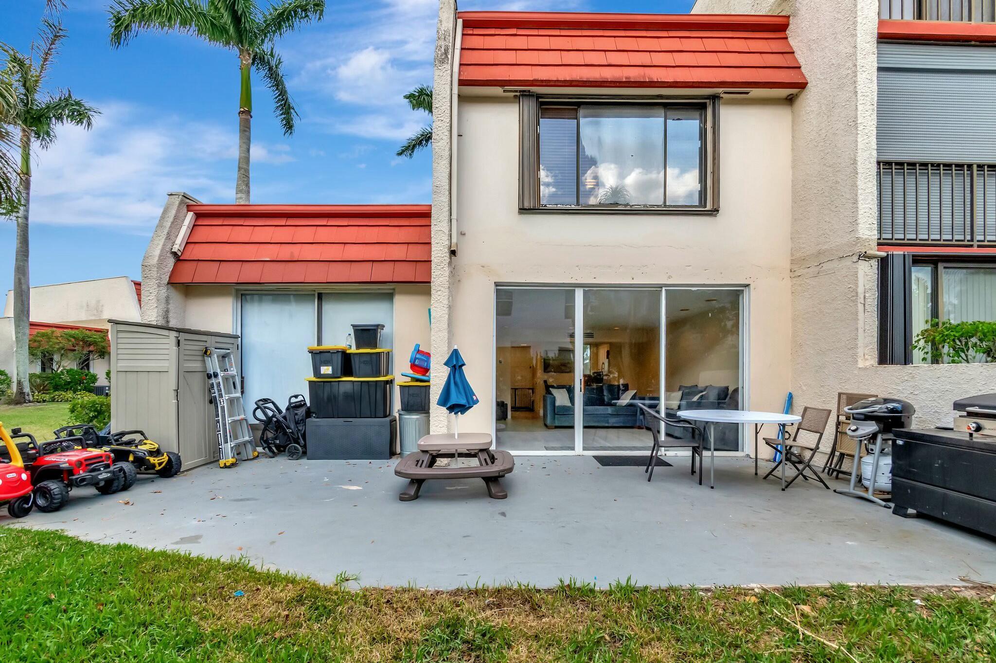 4379 Trevi Court