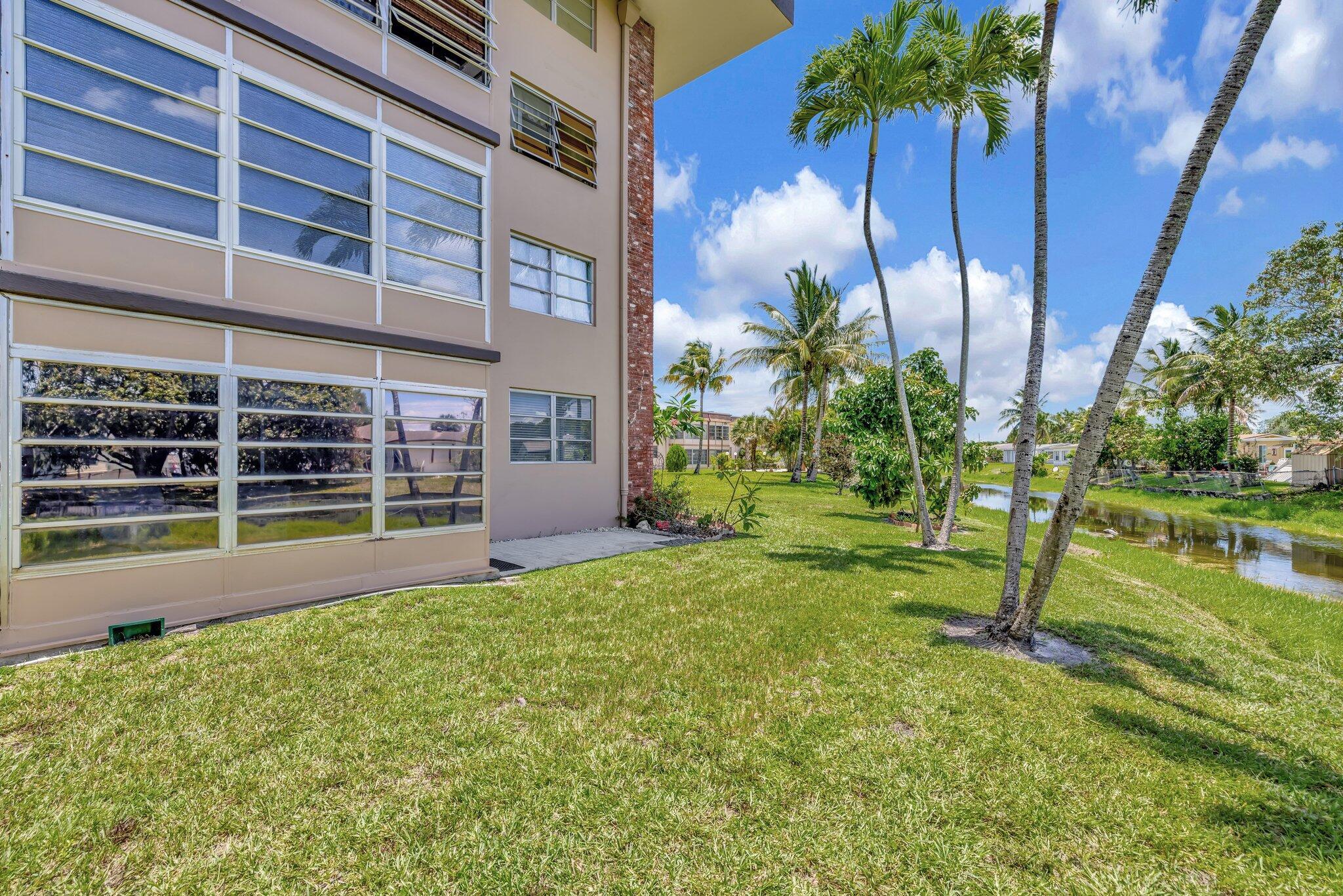 2901 NW 46th Avenue 101