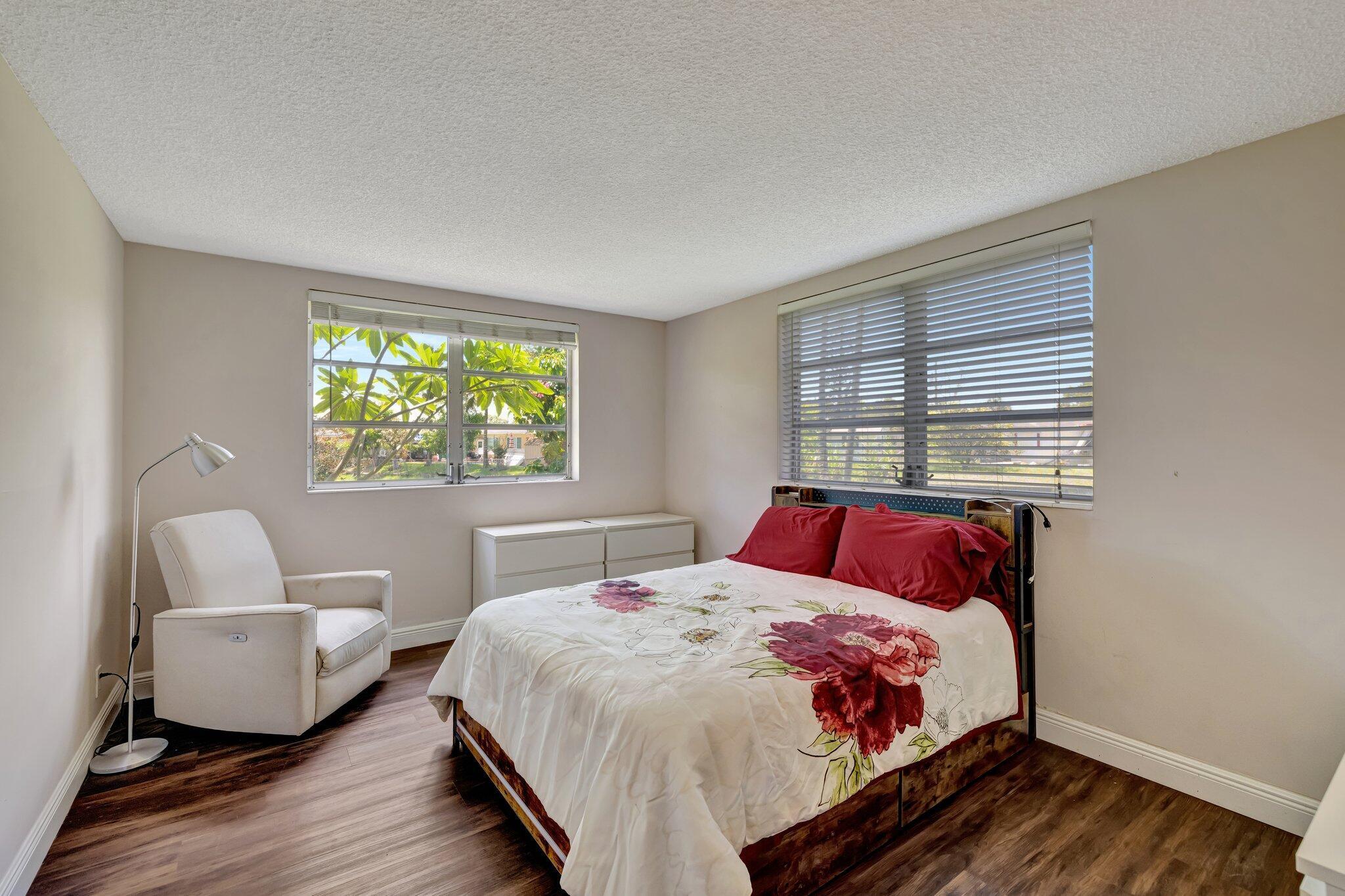 2901 NW 46th Avenue 101