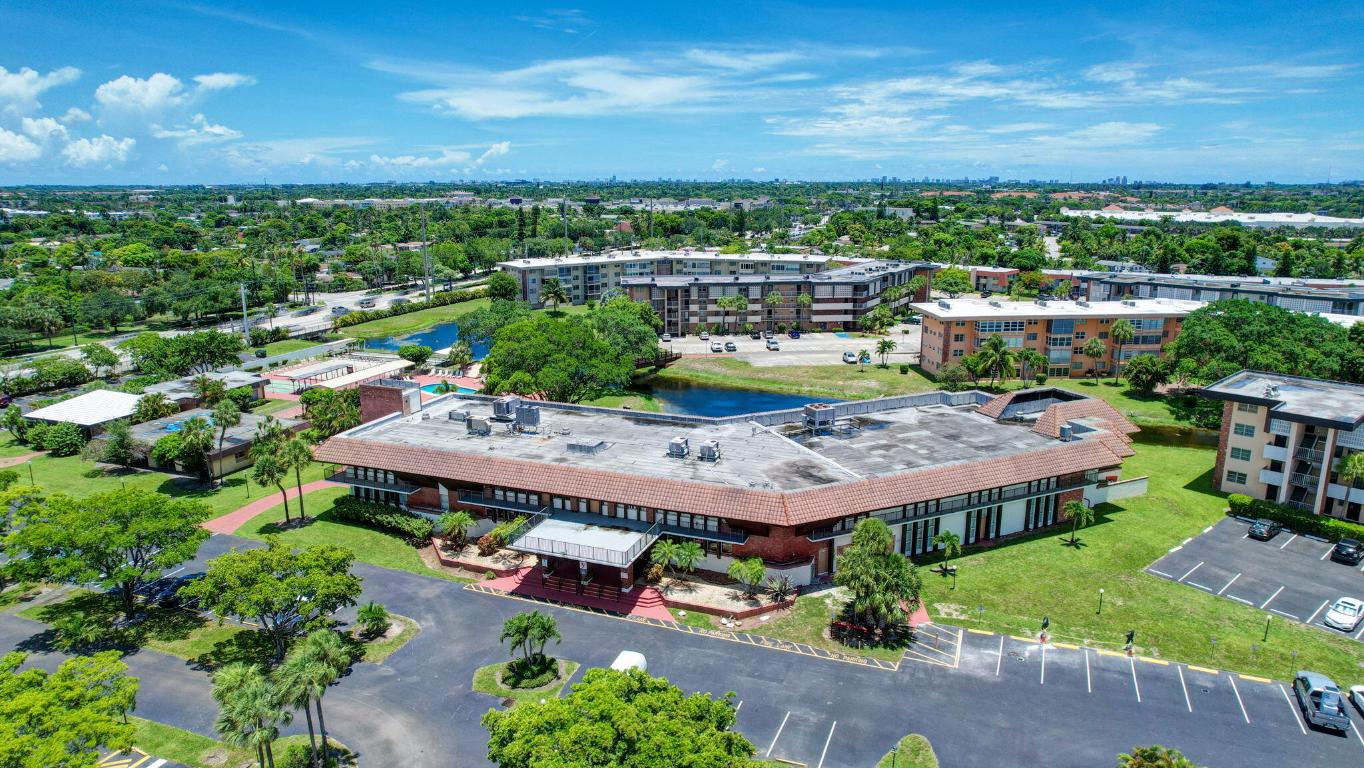 2901 NW 46th Avenue 101