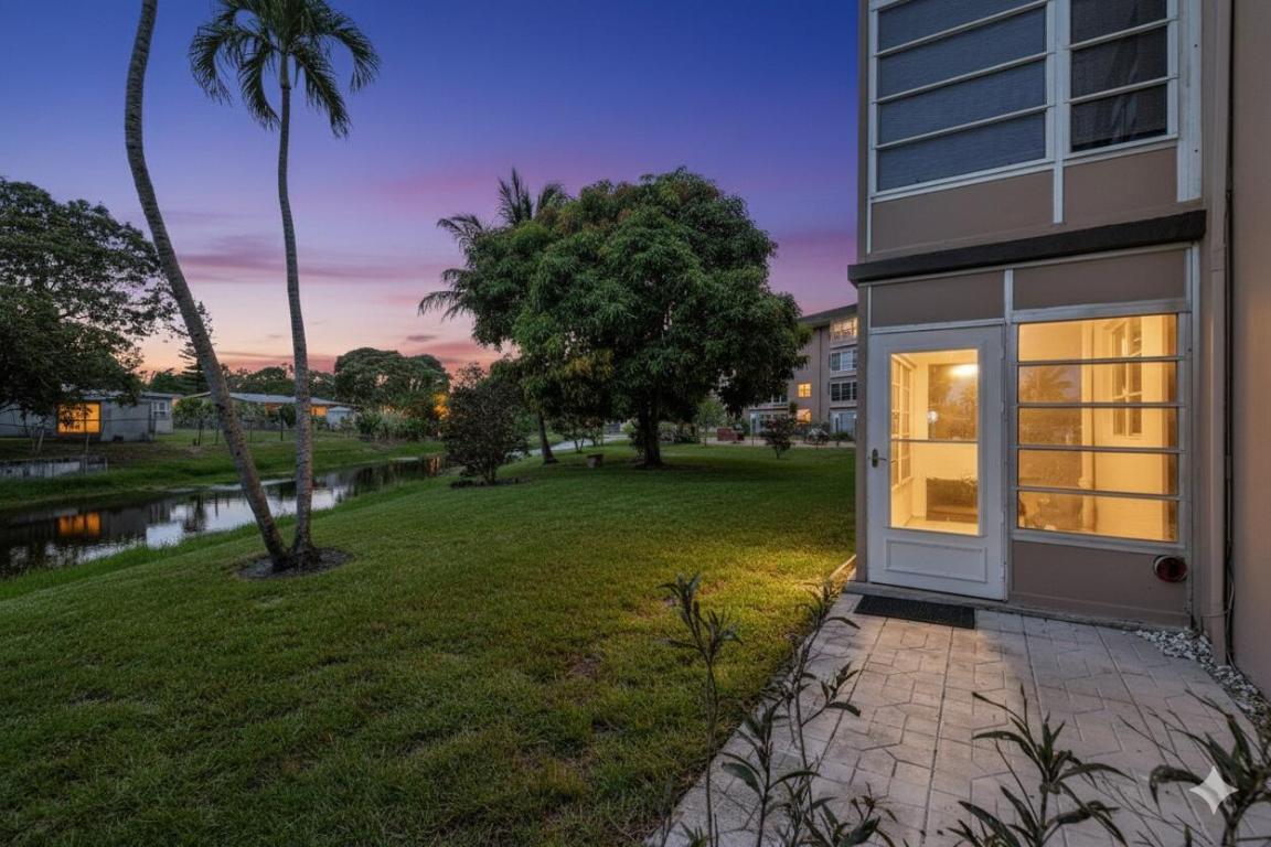 2901 NW 46th Avenue 101