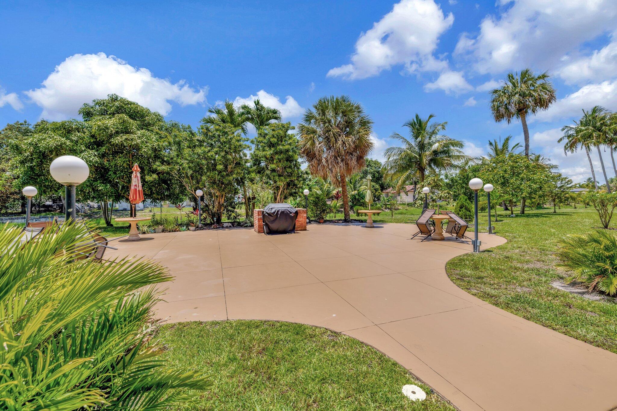 2901 NW 46th Avenue 101