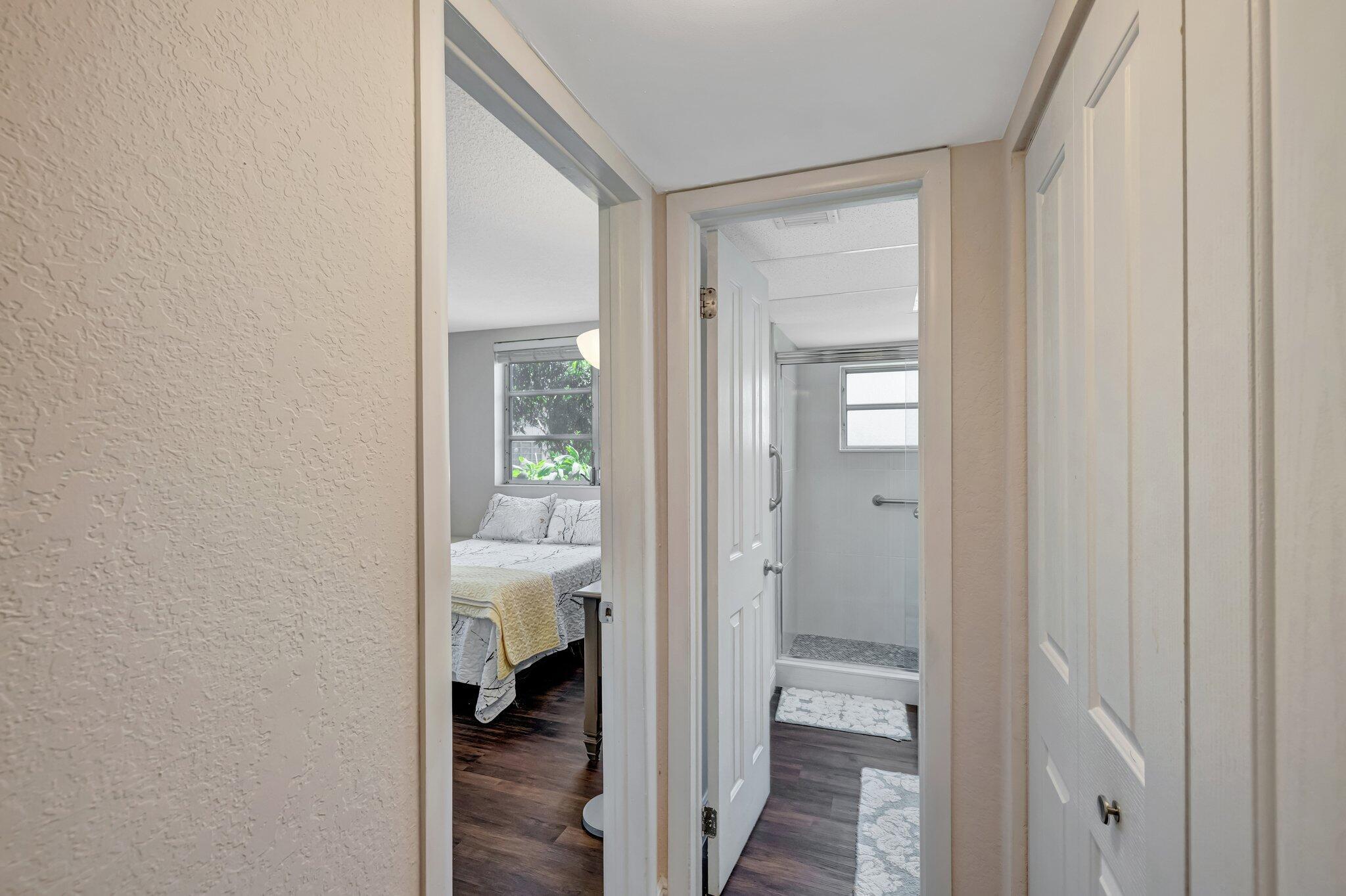 2901 NW 46th Avenue 101