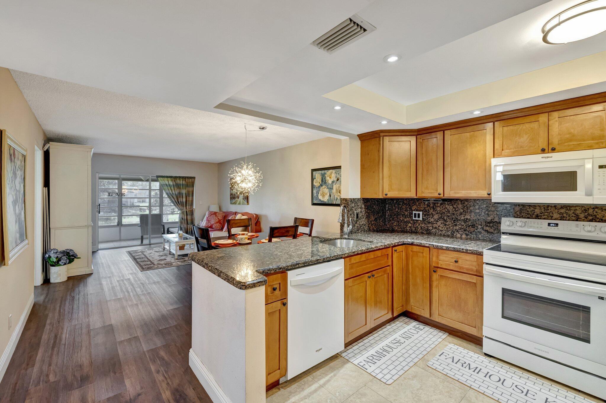 2901 NW 46th Avenue 101