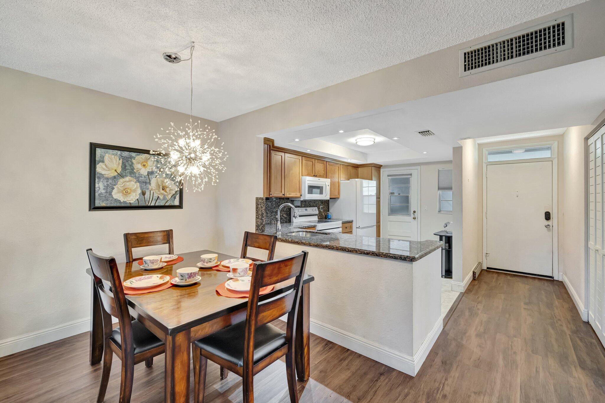 2901 NW 46th Avenue 101