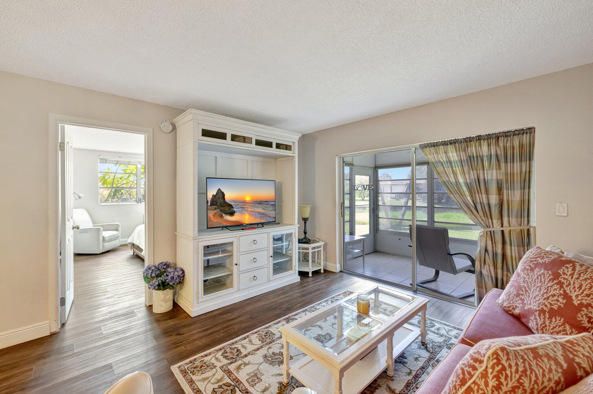 2901 NW 46th Avenue 101