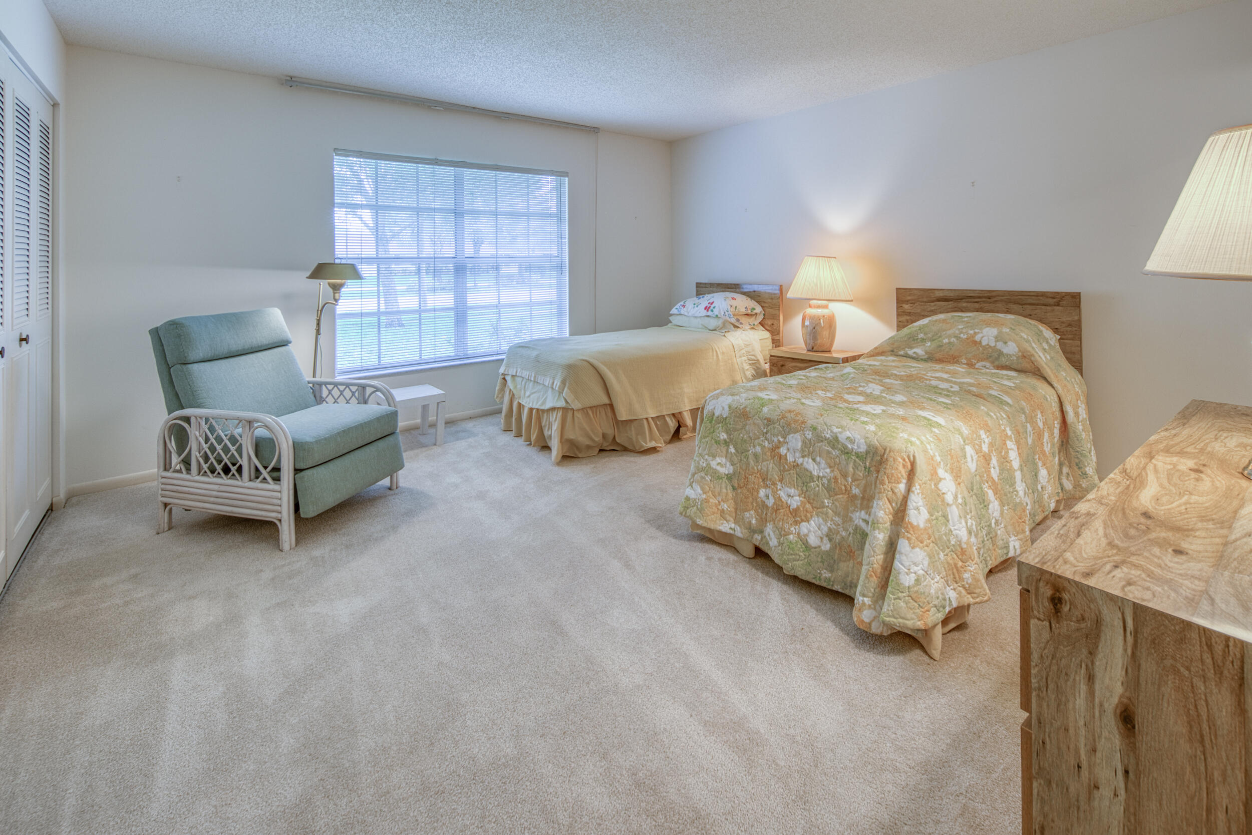 445 Franconia Circle, Lake Worth