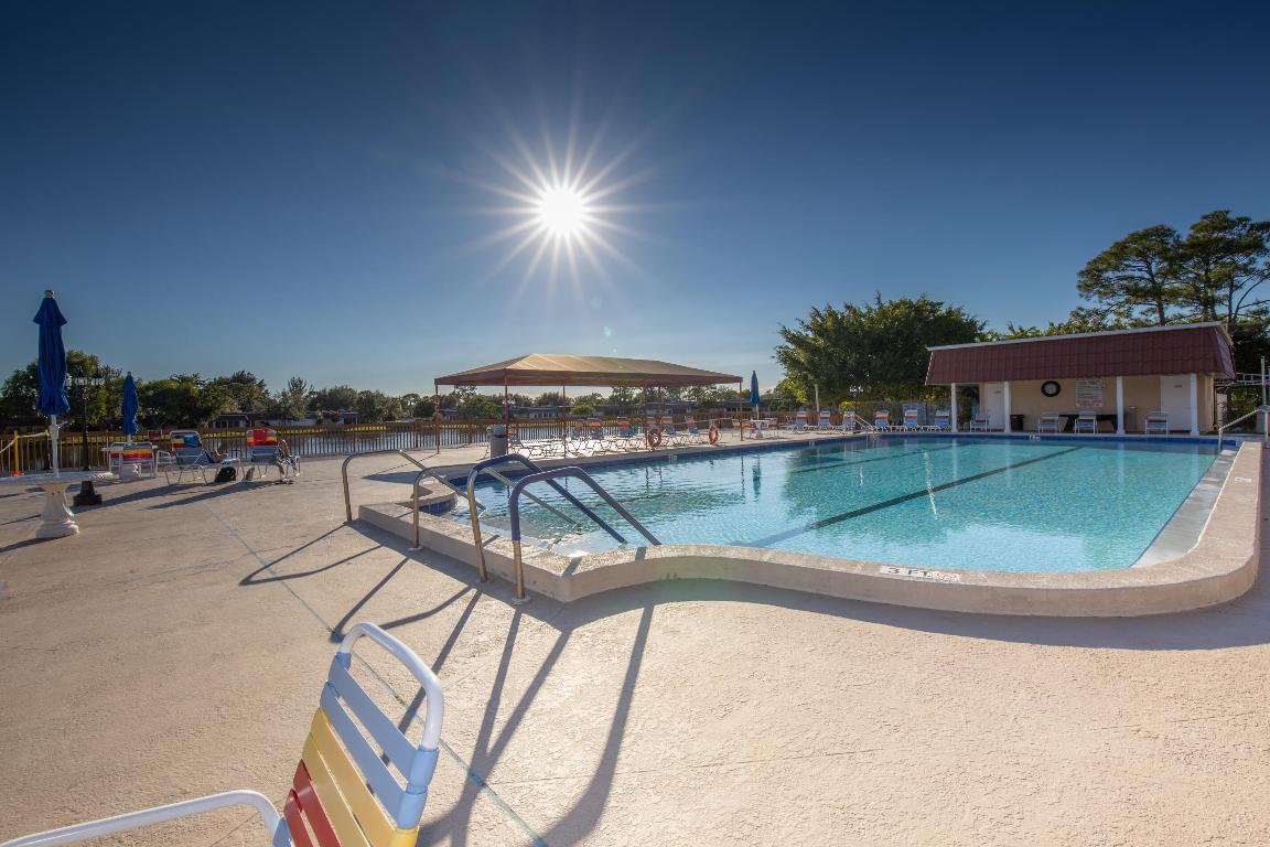 445 Franconia Circle, Lake Worth