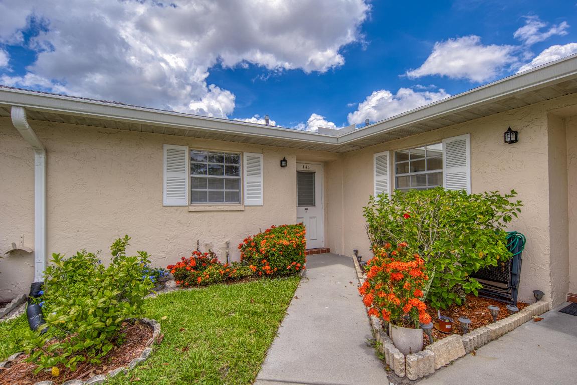 445 Franconia Circle, Lake Worth