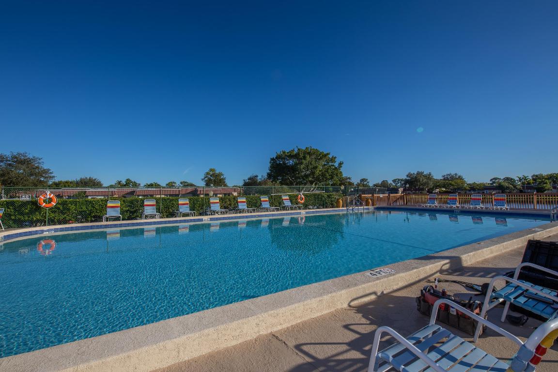 445 Franconia Circle, Lake Worth