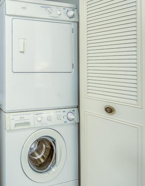 445 Franconia Circle, Lake Worth