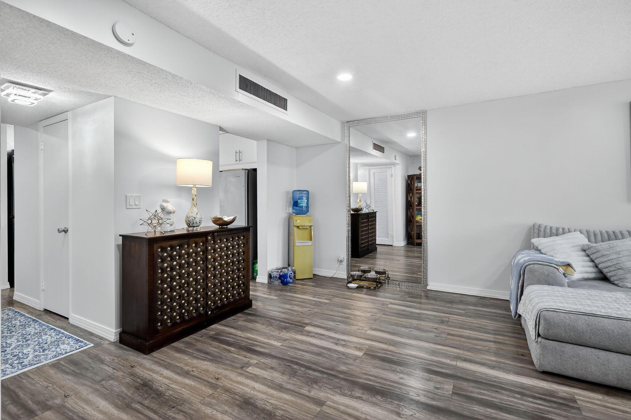 4375 Trevi Court