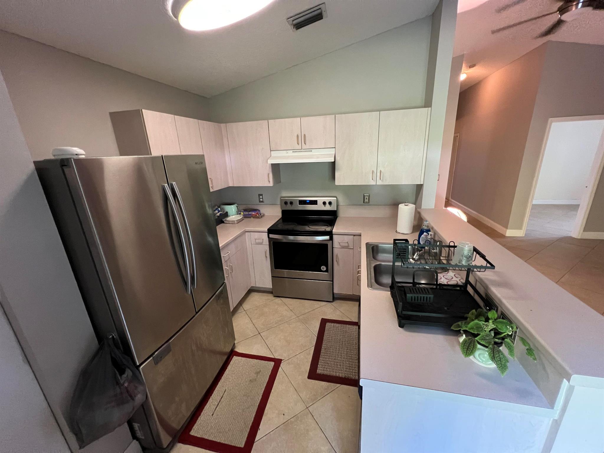 713 W Key Street W
