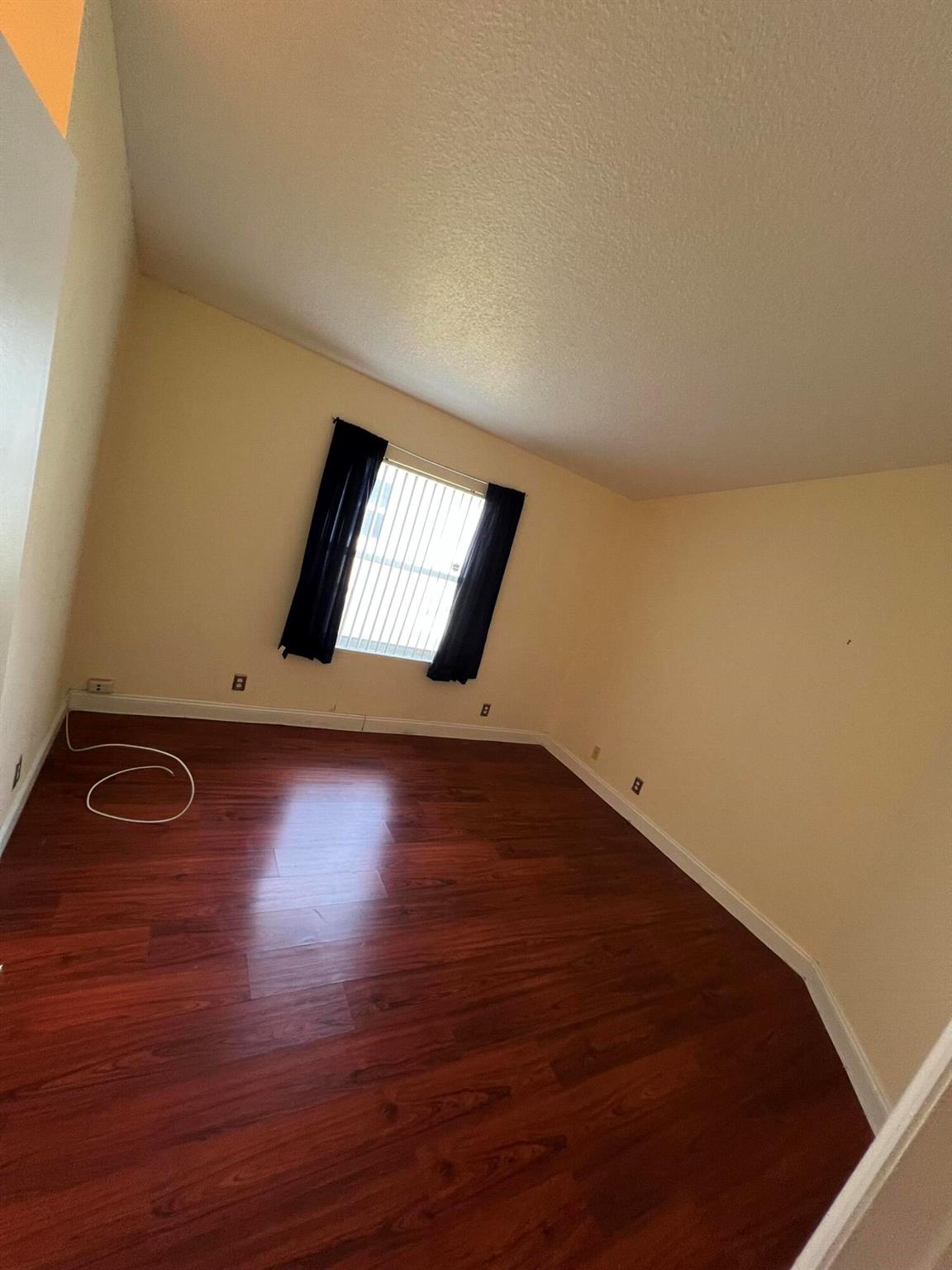 713 W Key Street W