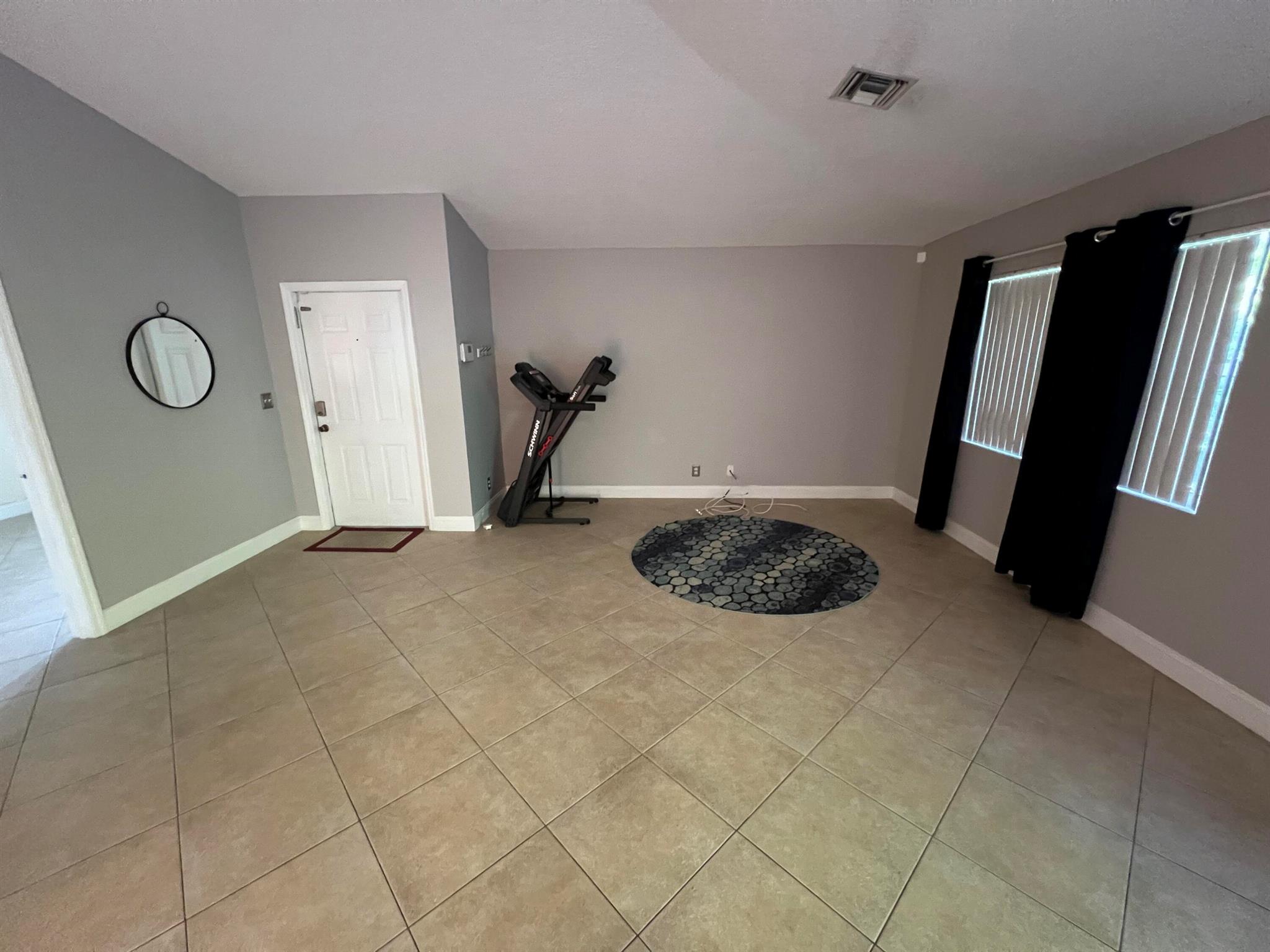713 W Key Street W