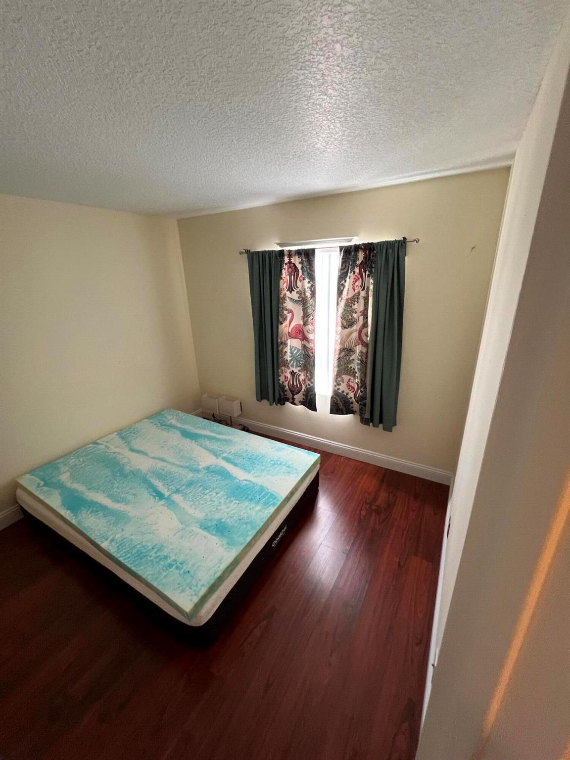 713 W Key Street W