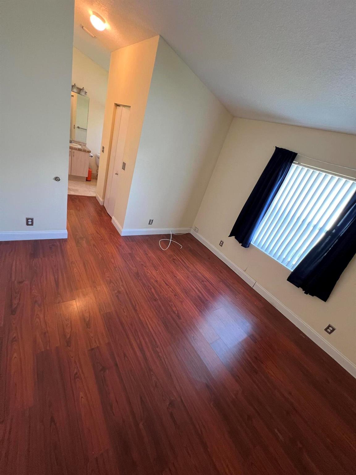 713 W Key Street W